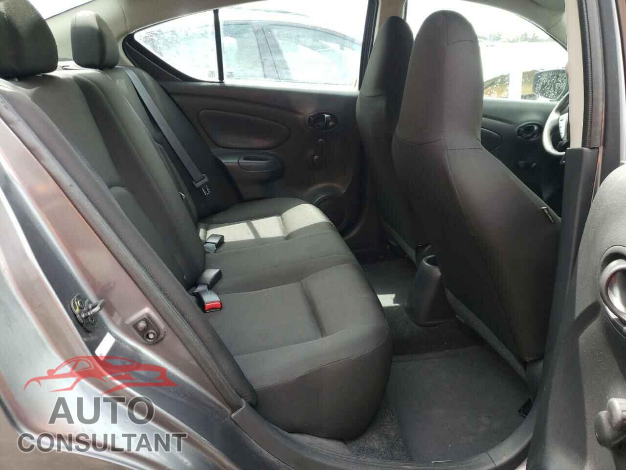 NISSAN VERSA 2017 - 3N1CN7AP1HL900958