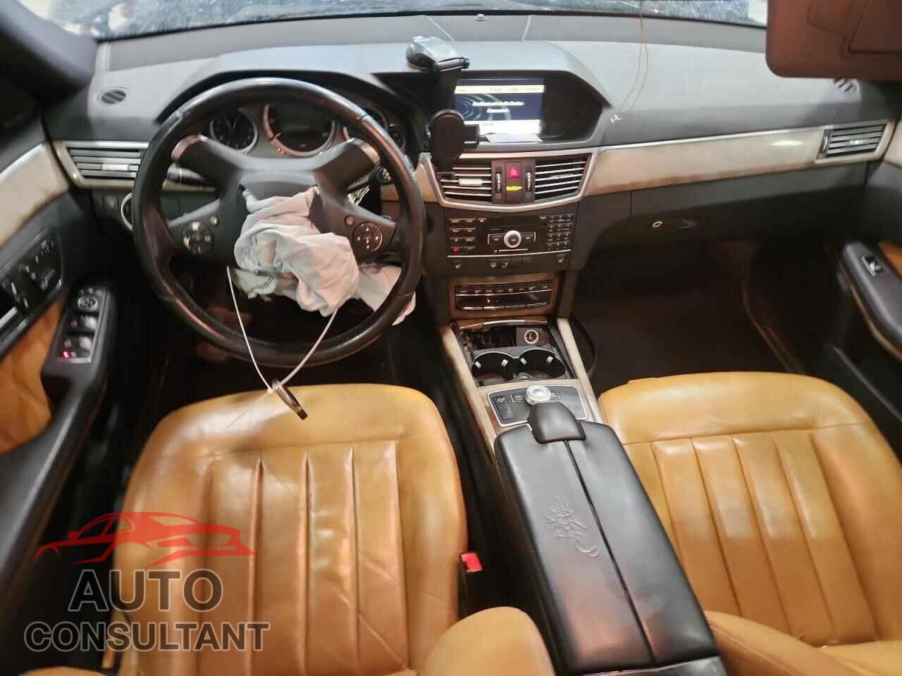 MERCEDES-BENZ E-CLASS 2011 - WDDHF8HB8BA328520