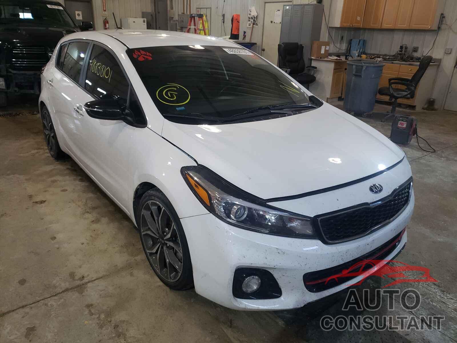 KIA FORTE 2018 - 3KPFN5A32JE194248