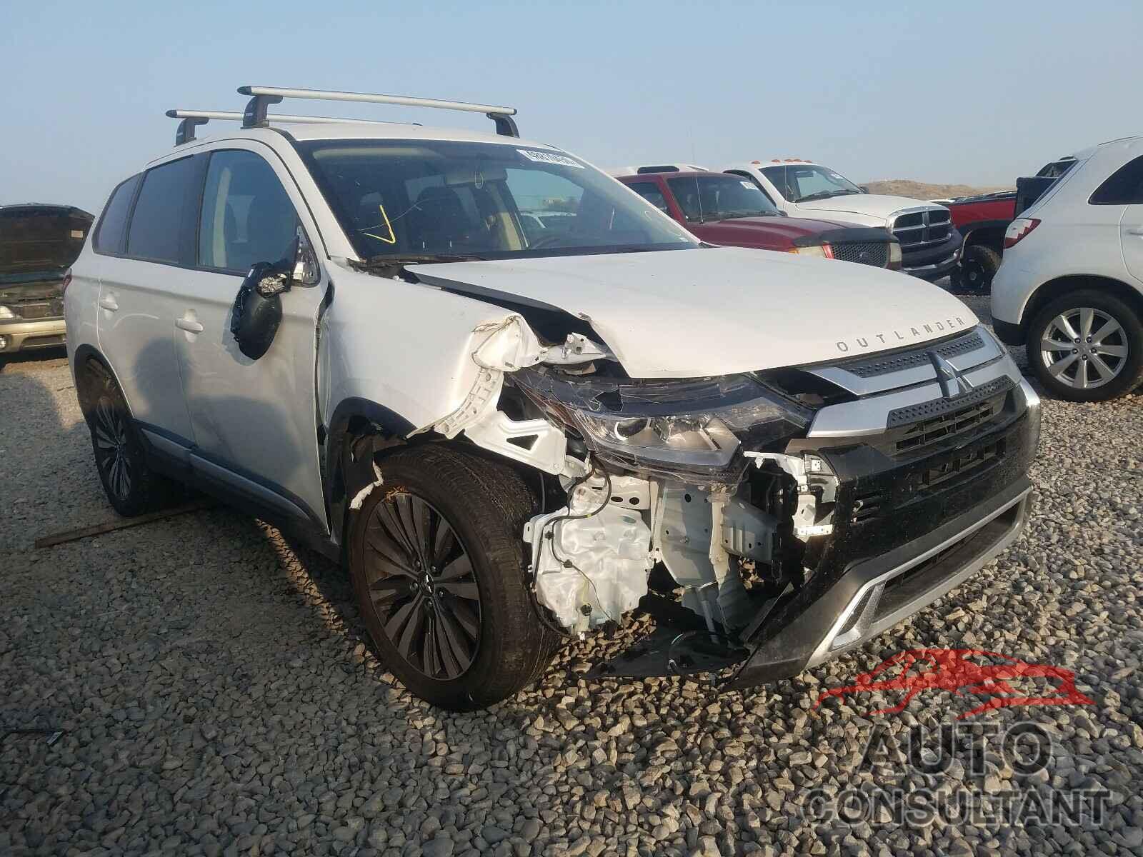 MITSUBISHI OUTLANDER 2019 - JA4AZ3A35KZ007815