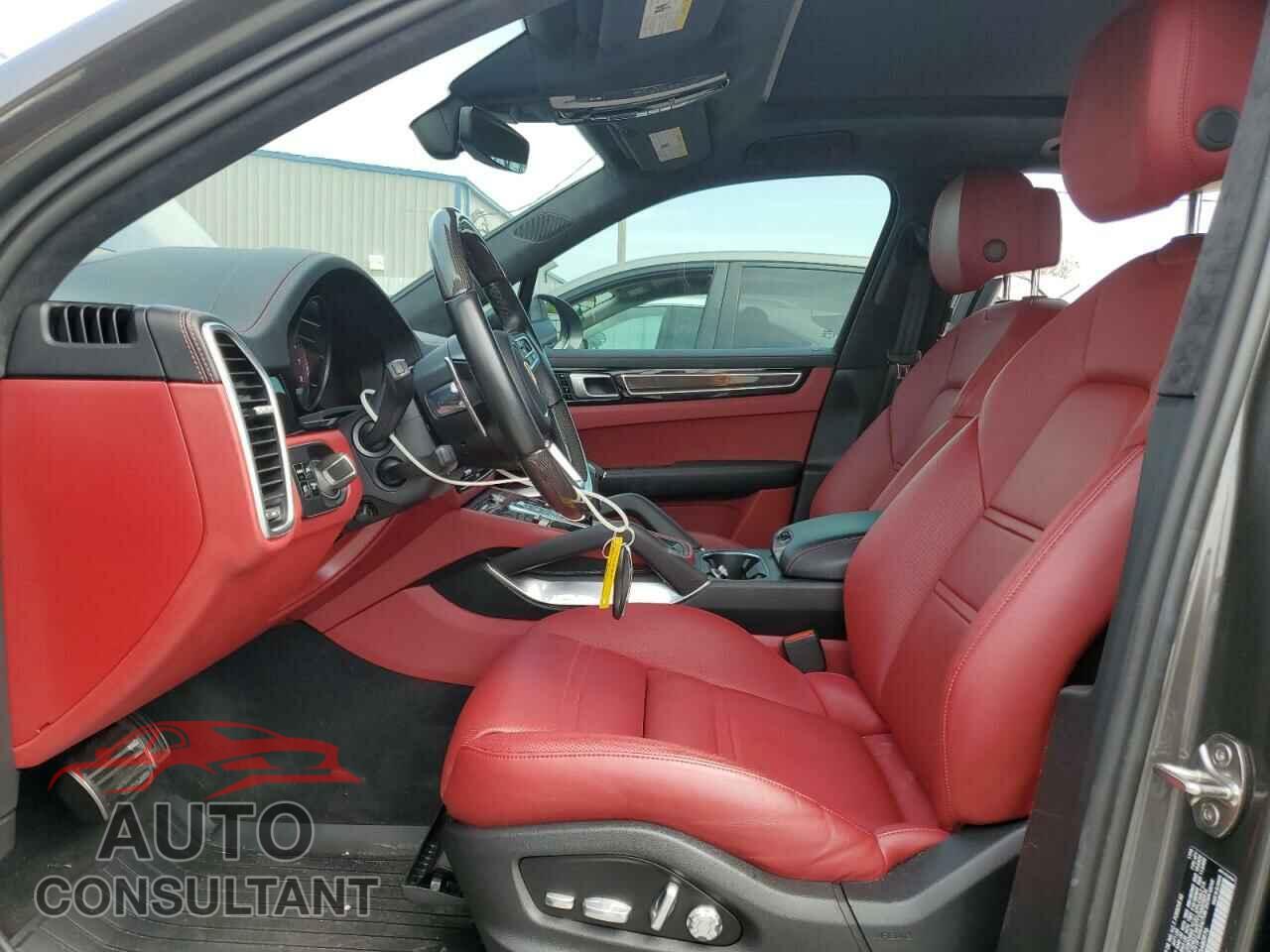 PORSCHE CAYENNE 2019 - WP1AF2AY9KDA80976