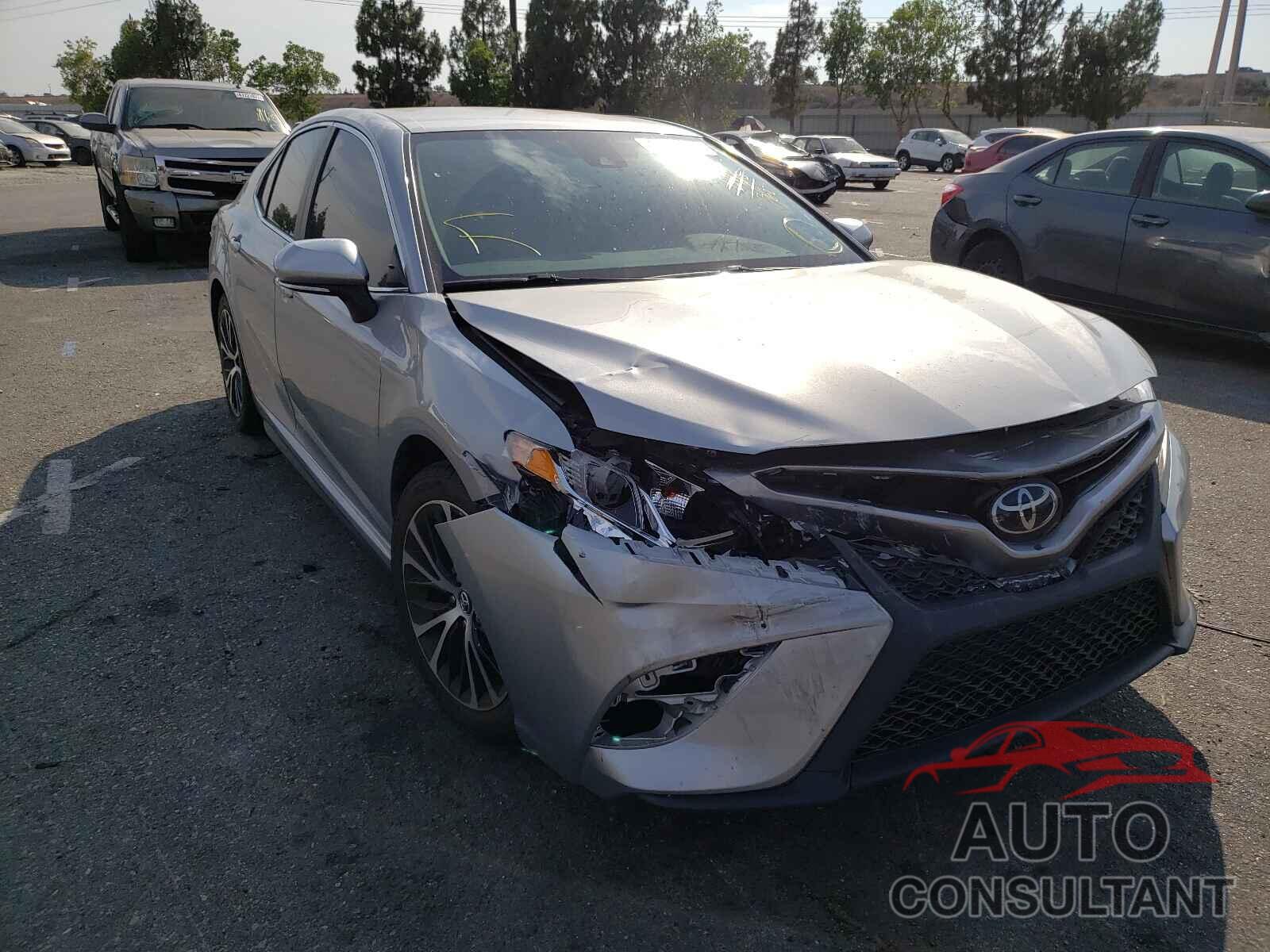 TOYOTA CAMRY 2019 - 4T1B11HK2KU737600