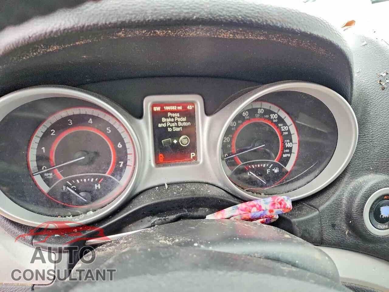 DODGE JOURNEY 2015 - 3C4PDCCG4FT516208