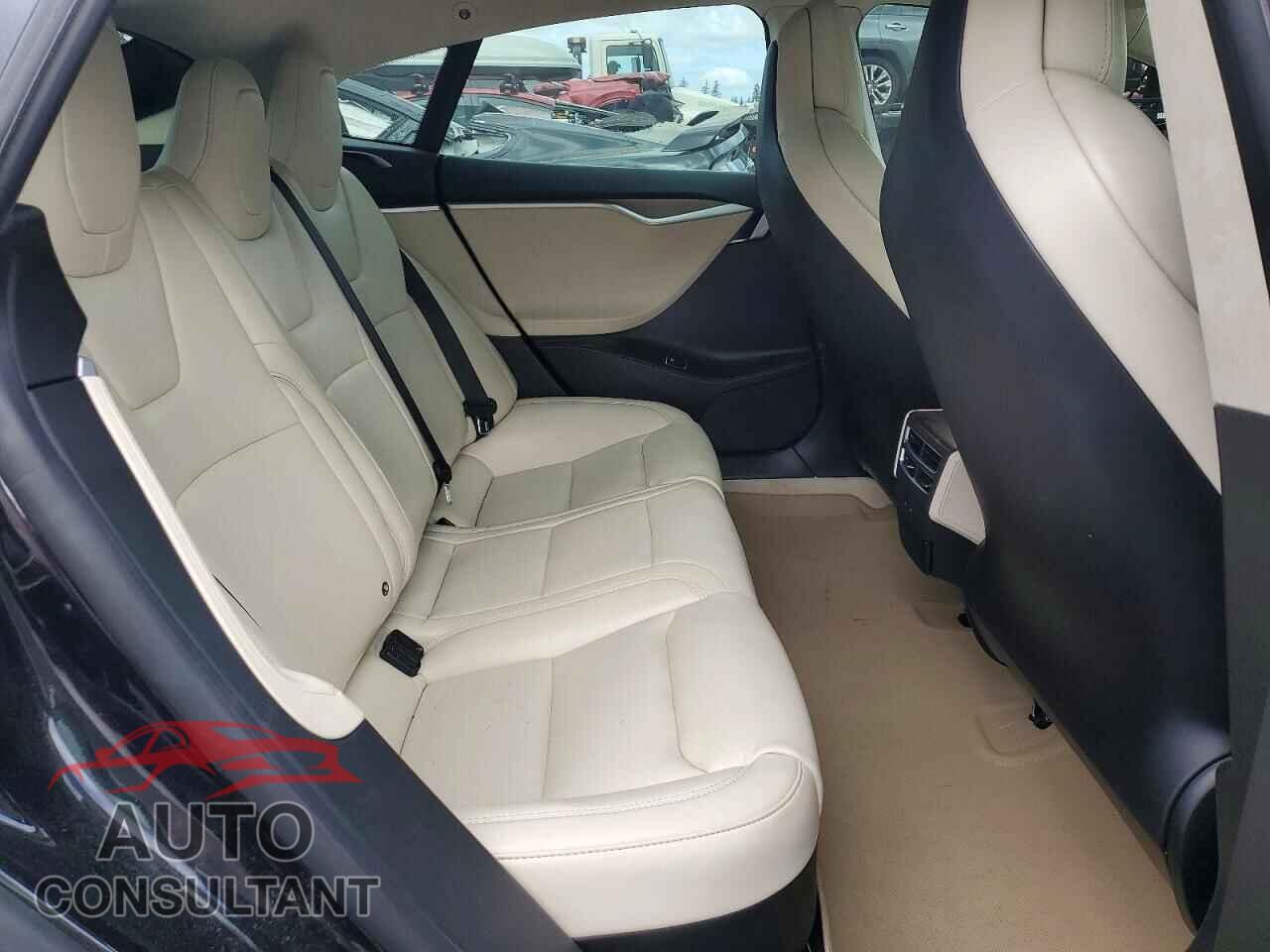 TESLA MODEL S 2017 - 5YJSA1E28HF223745
