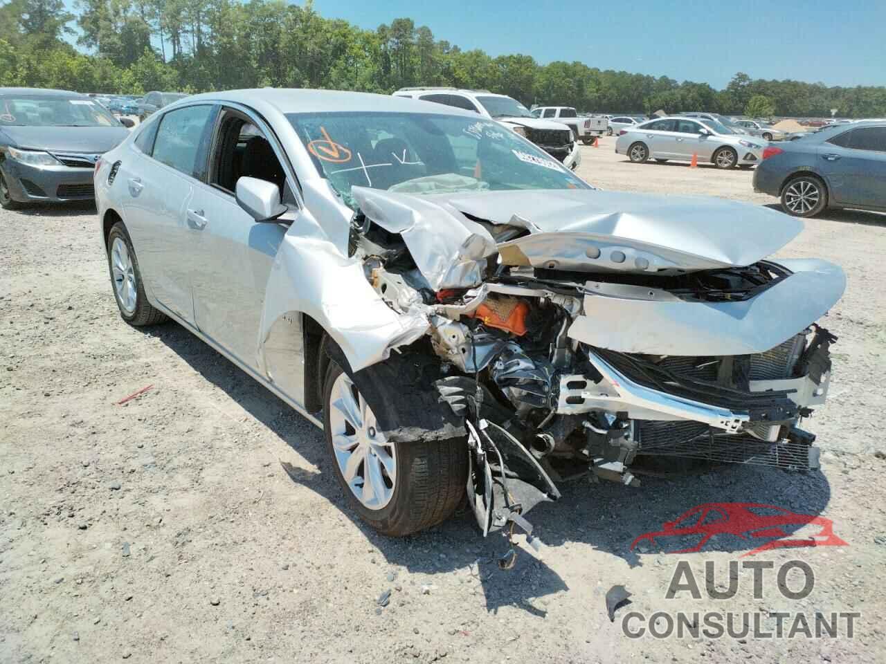 CHEVROLET MALIBU 2022 - 1G1ZD5ST5NF111009
