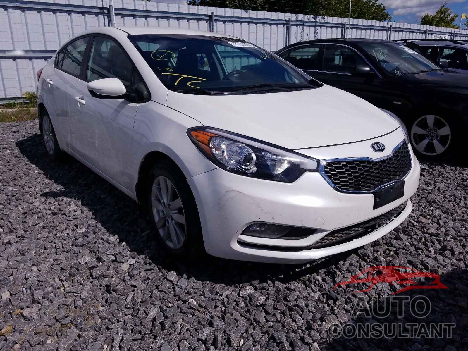 KIA FORTE 2016 - KNAFX4A67G5619026