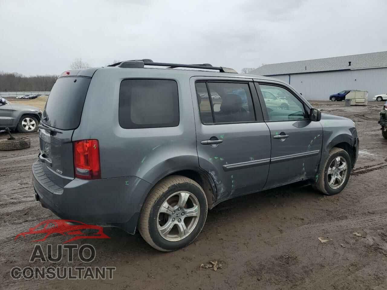 HONDA PILOT 2013 - 5FNYF4H44DB065909