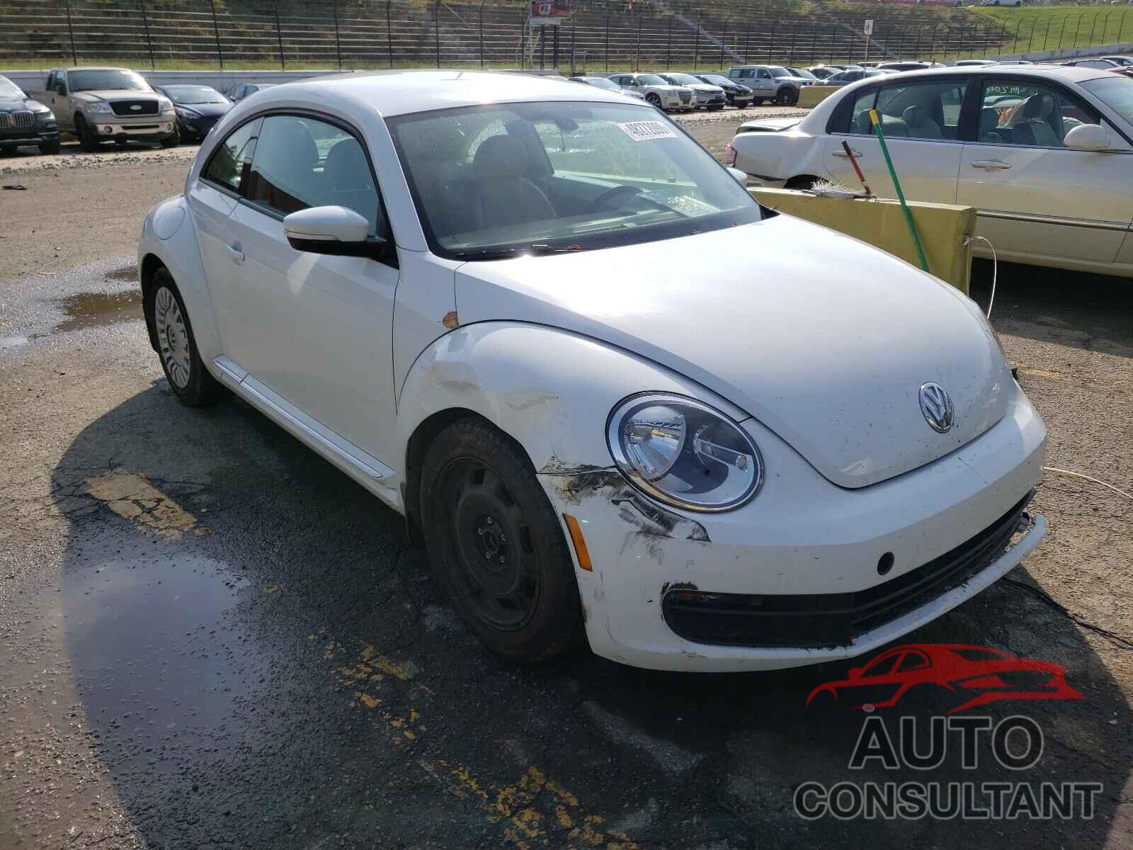 VOLKSWAGEN BEETLE 2016 - 3VWJ07AT2GM613294