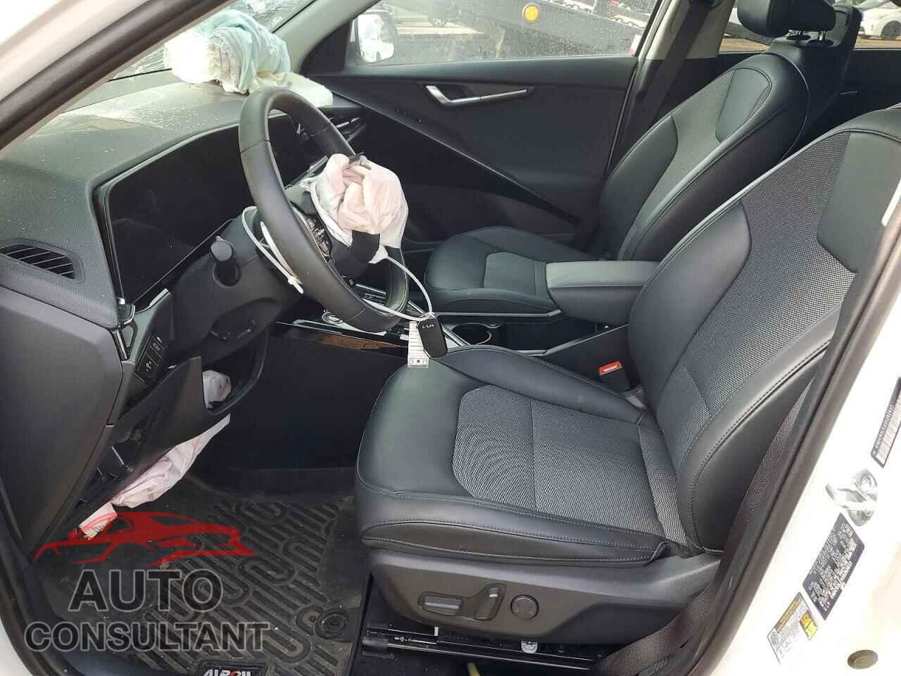 KIA NIRO 2025 - KNDCR3LE4S5262833