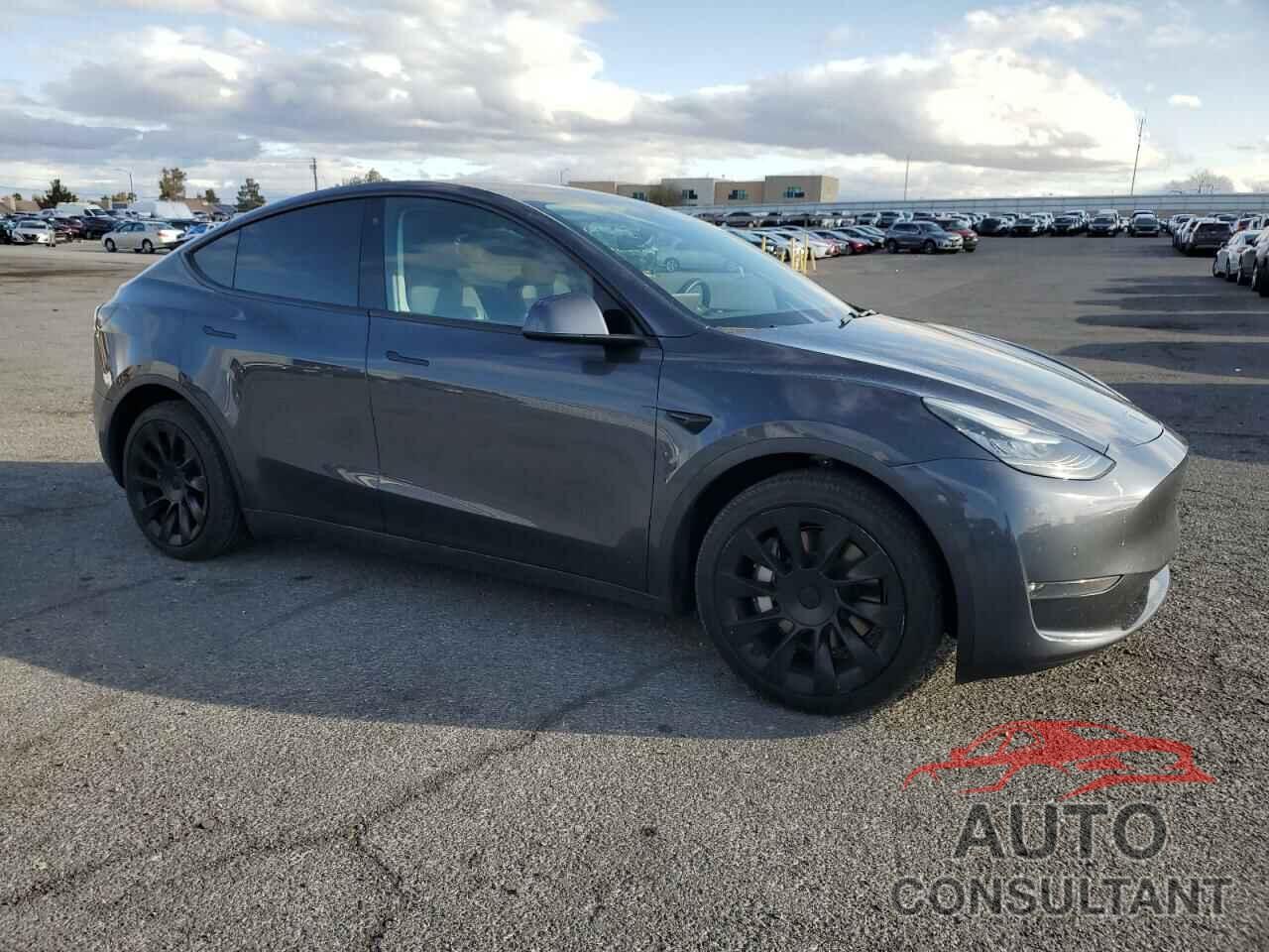TESLA MODEL Y 2020 - 5YJYGDEF2LF004771