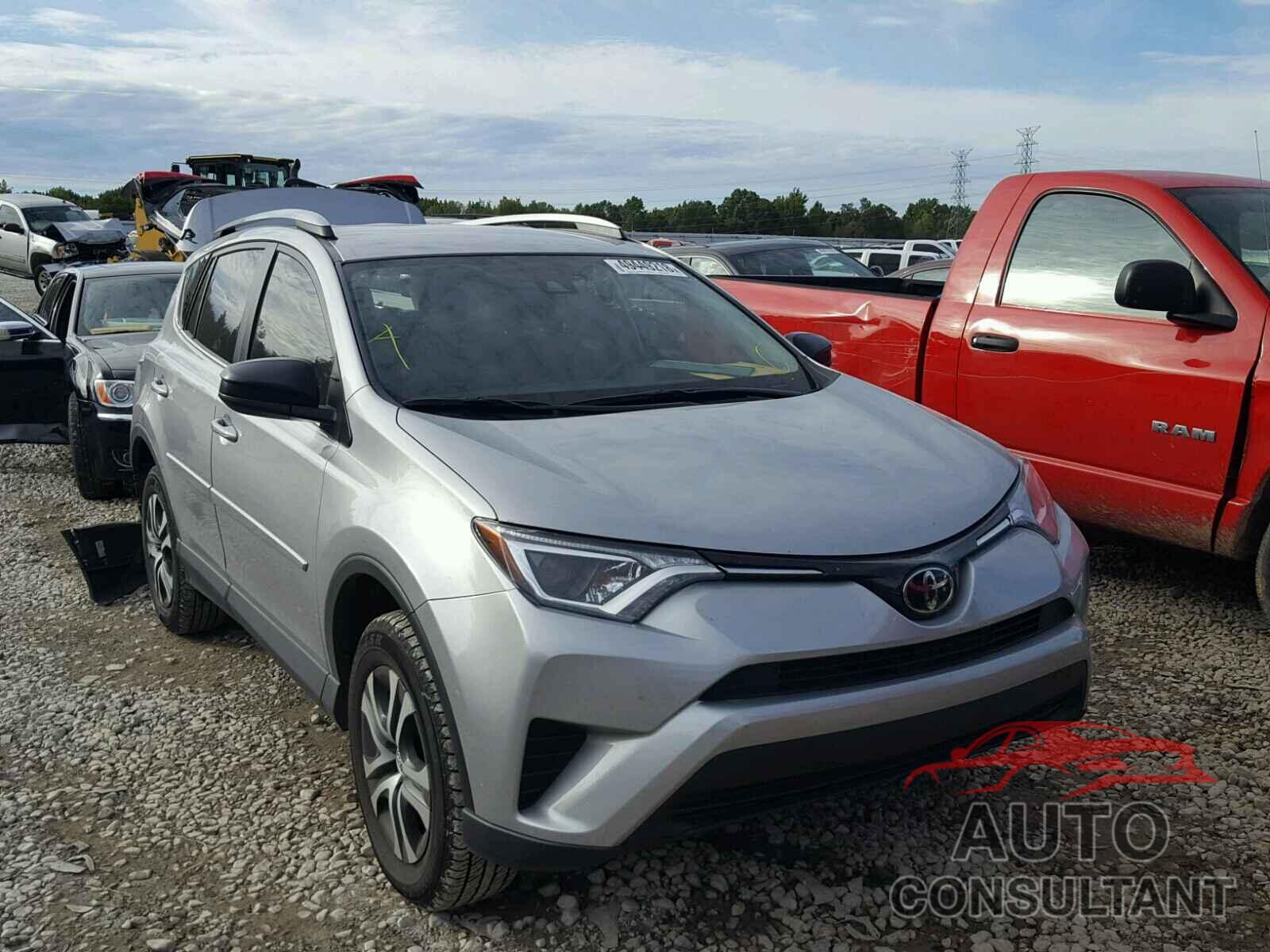 TOYOTA RAV4 LE 2018 - 2T3ZFREV9JW417662