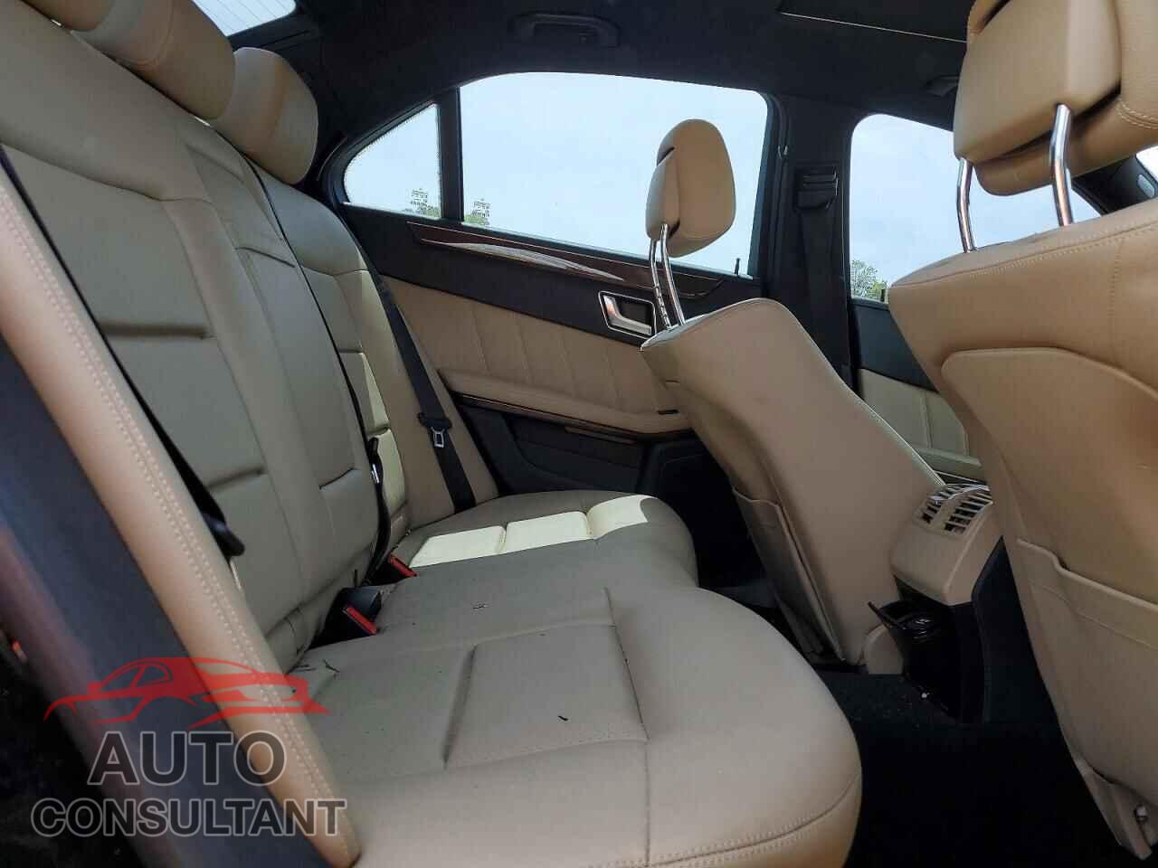 MERCEDES-BENZ E-CLASS 2013 - WDDHF5KB1DA691204