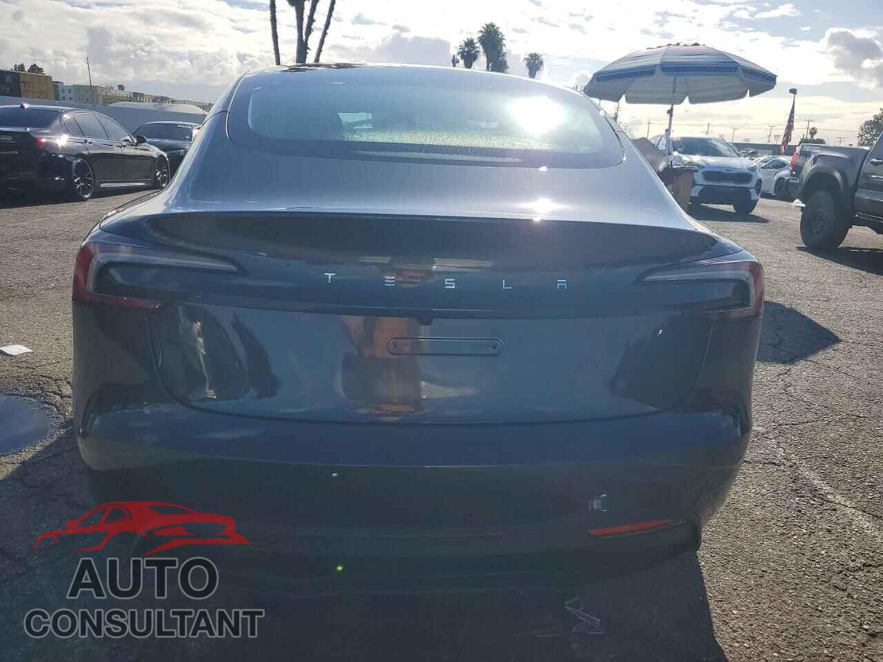 TESLA MODEL 3 2025 - 5YJ3E1EA6SF078972