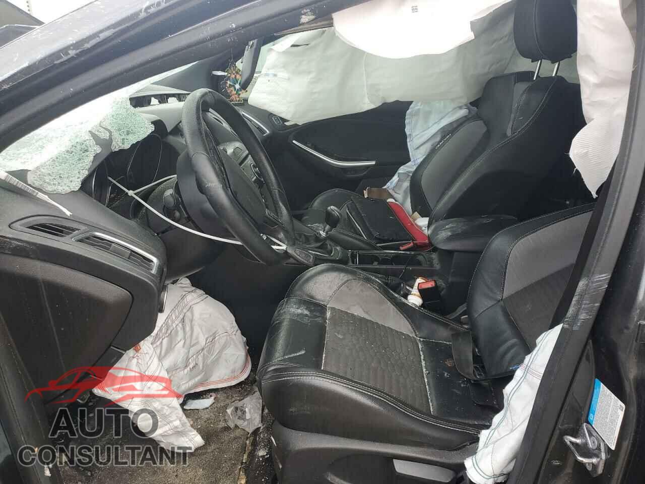 FORD FOCUS 2017 - 1FADP3L9XHL292930