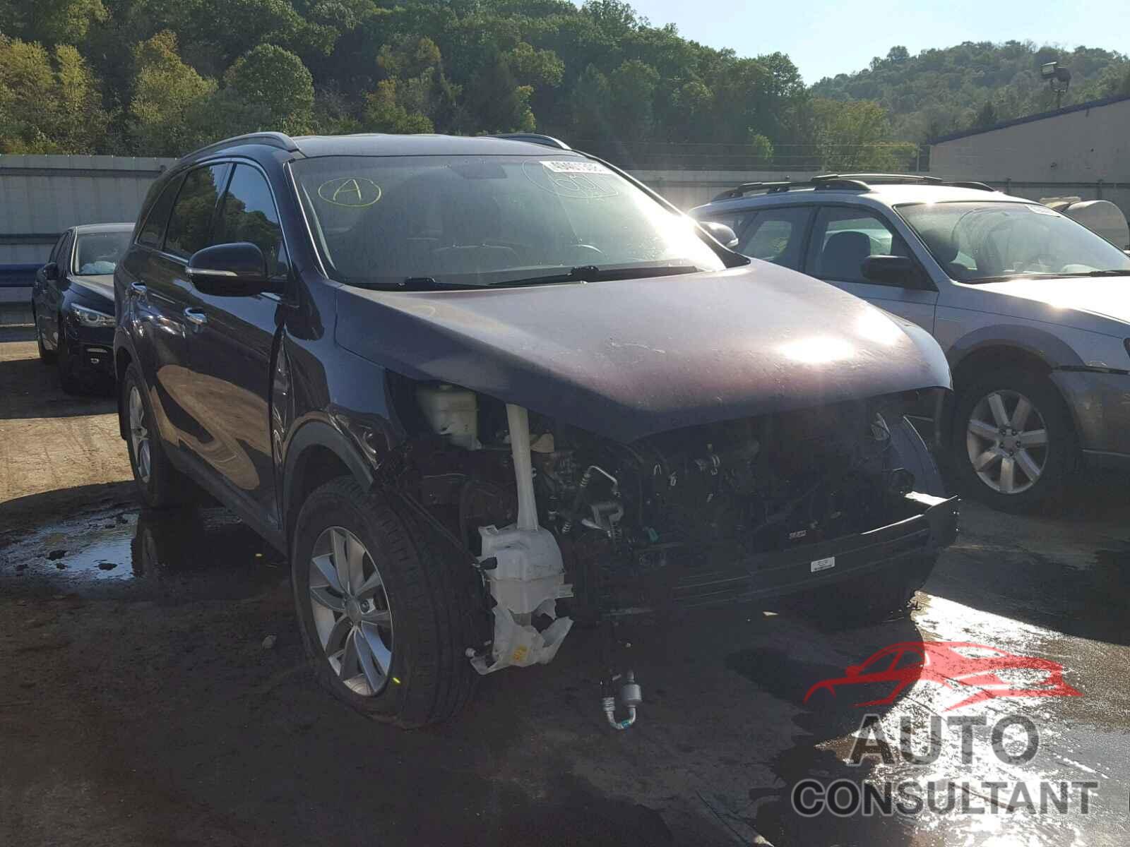 KIA SORENTO LX 2017 - 5XYPGDA38HG197581