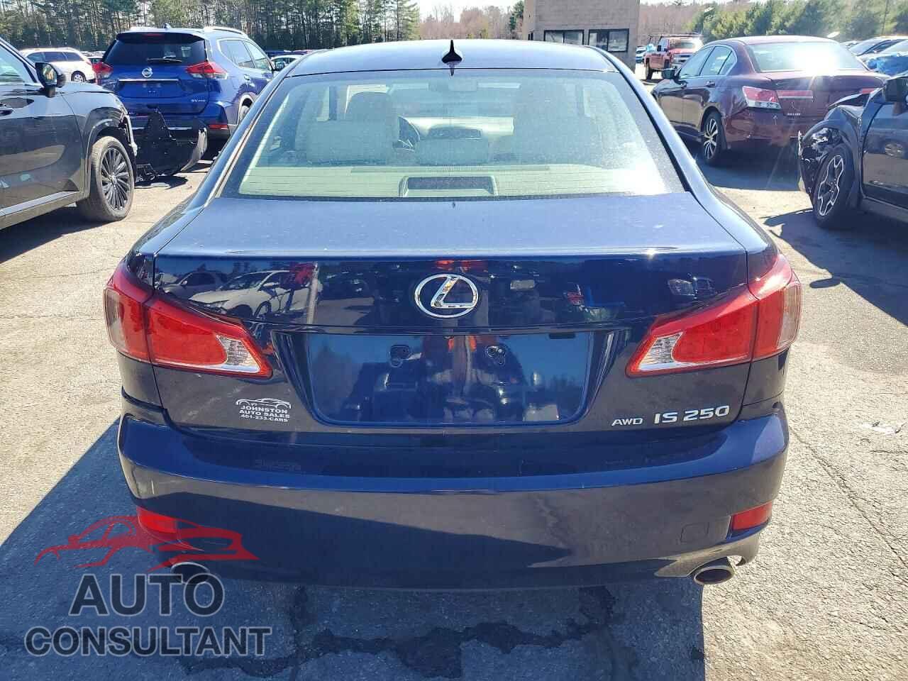 LEXUS IS 2012 - JTHCF5C25C5052879