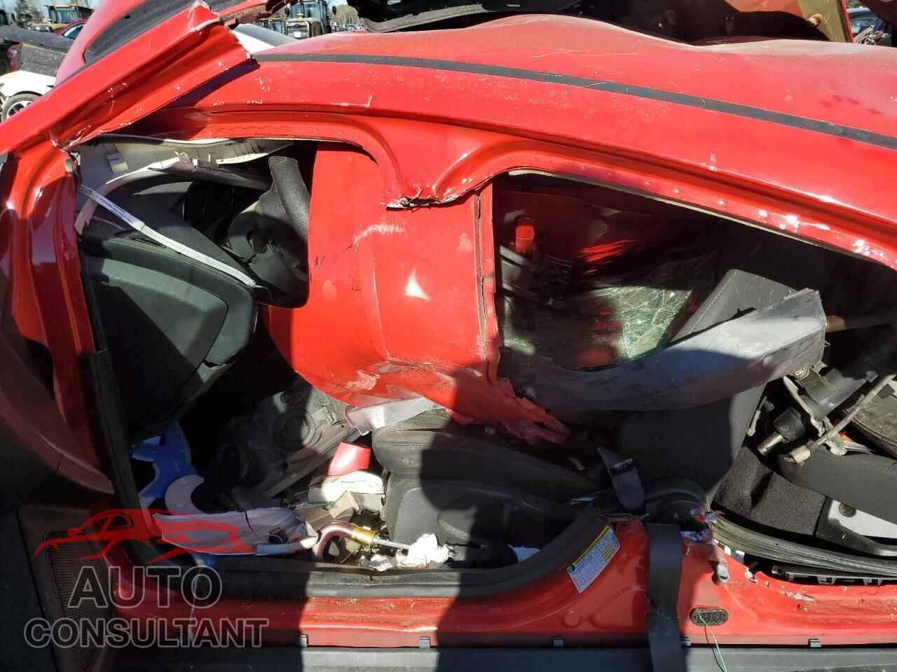 FORD FOCUS 2015 - 1FADP3F29FL307834