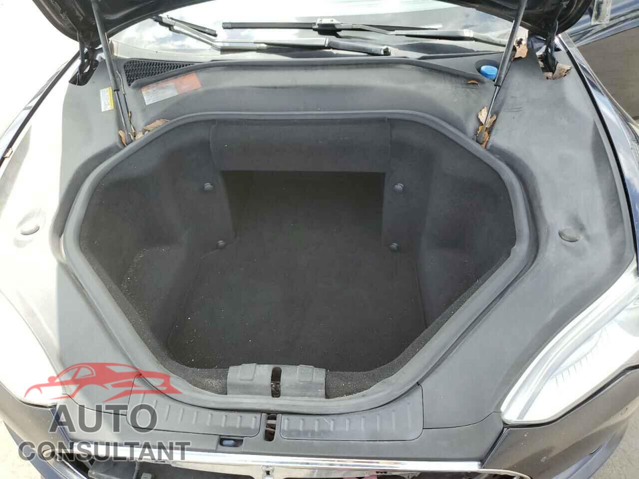 TESLA MODEL S 2014 - 5YJSA1H12EFP52042
