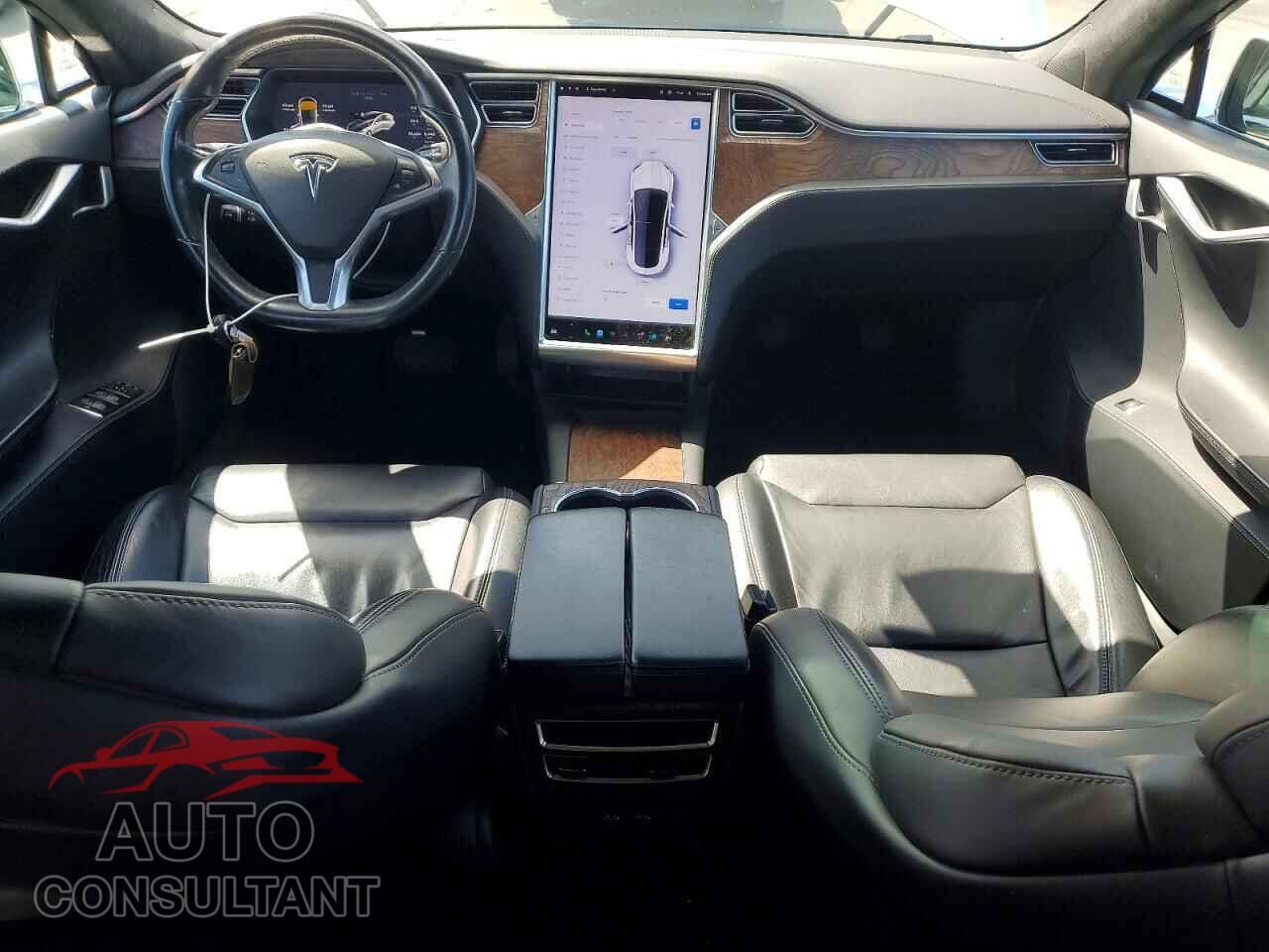 TESLA MODEL S 2017 - 5YJSA1E10HF199030