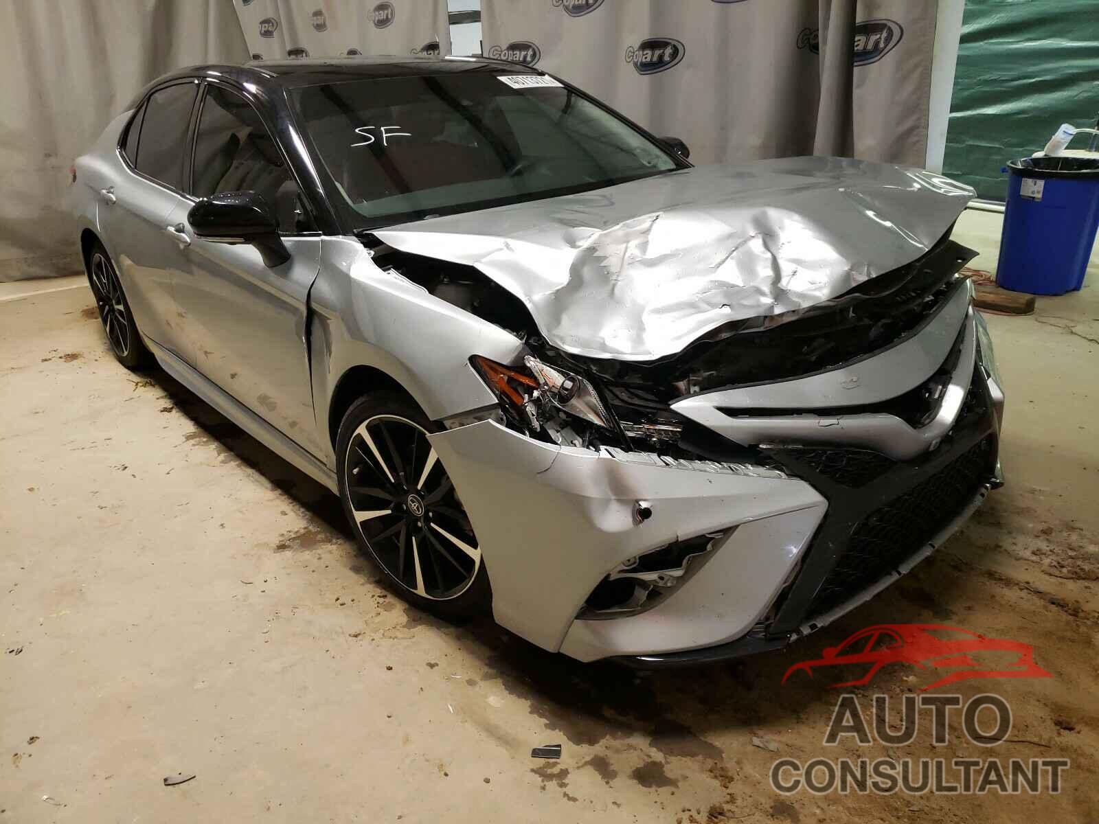 TOYOTA CAMRY 2018 - 4T1BZ1HK3JU019545