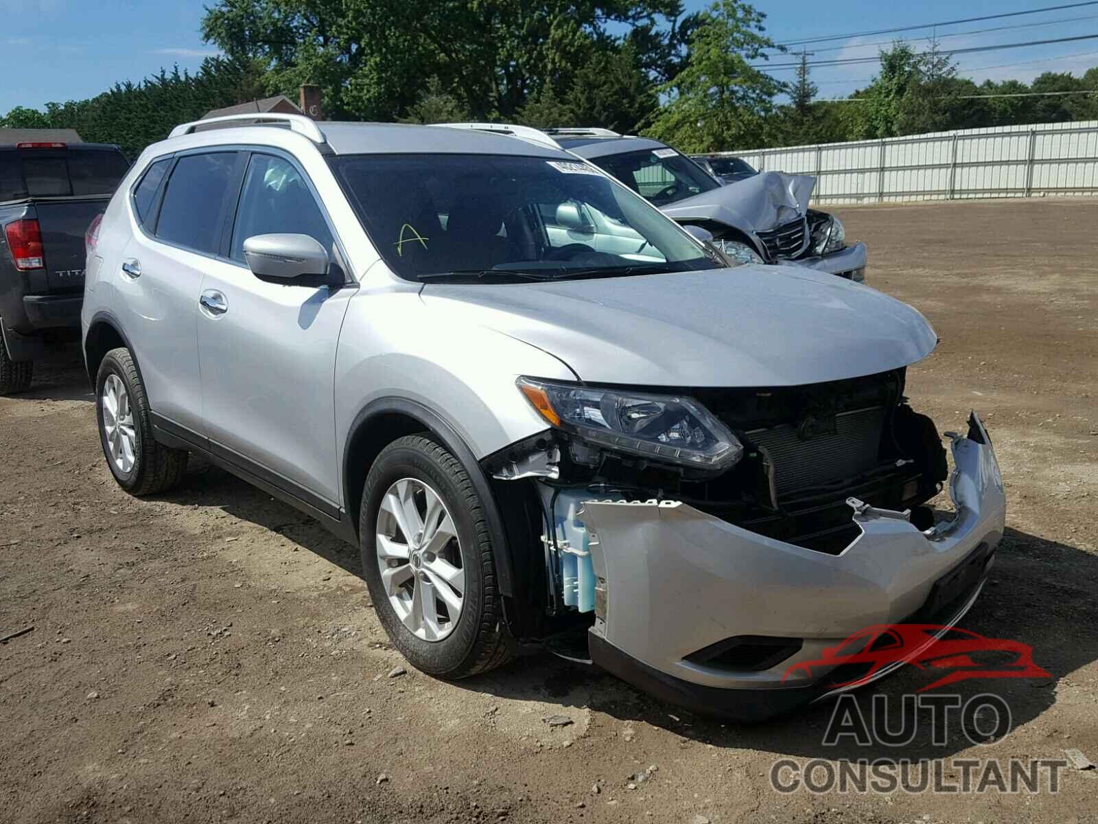 NISSAN ROGUE S 2015 - KNMAT2MVXFP520395