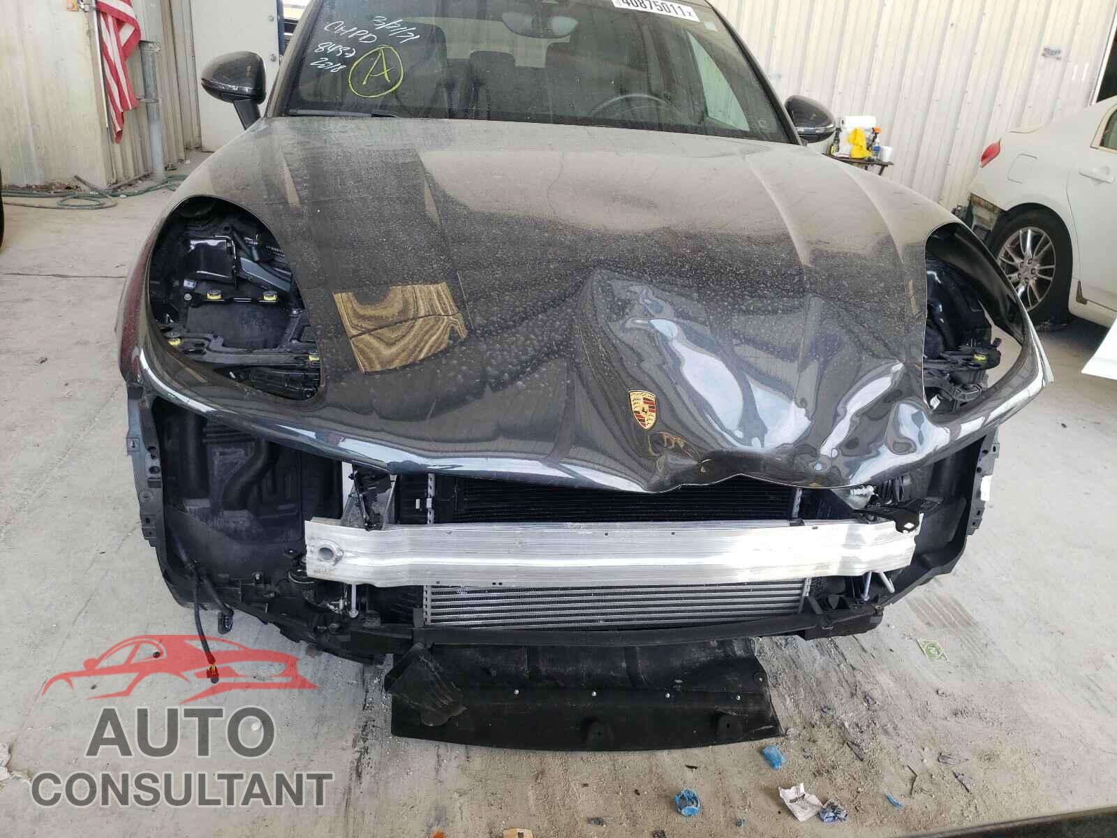 PORSCHE MACAN 2018 - WP1AA2A56JLB08497