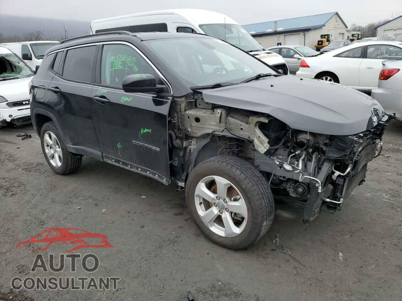 JEEP COMPASS 2018 - 3C4NJDBB7JT282845