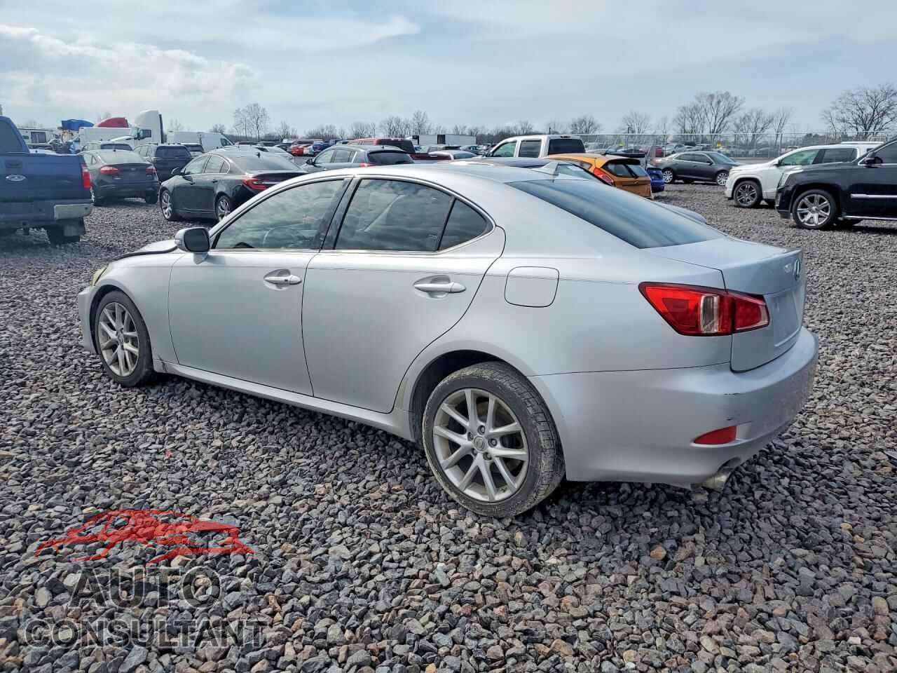LEXUS IS 2011 - JTHCE5C2XB5001430