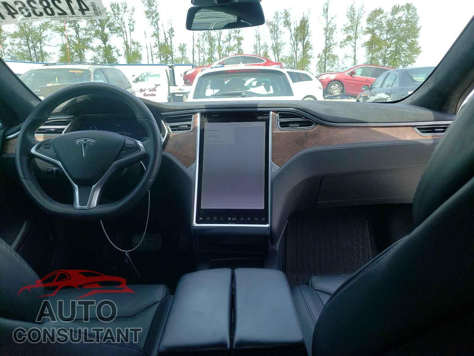 TESLA MODEL S 2017 - 5YJSA1E28HF194702