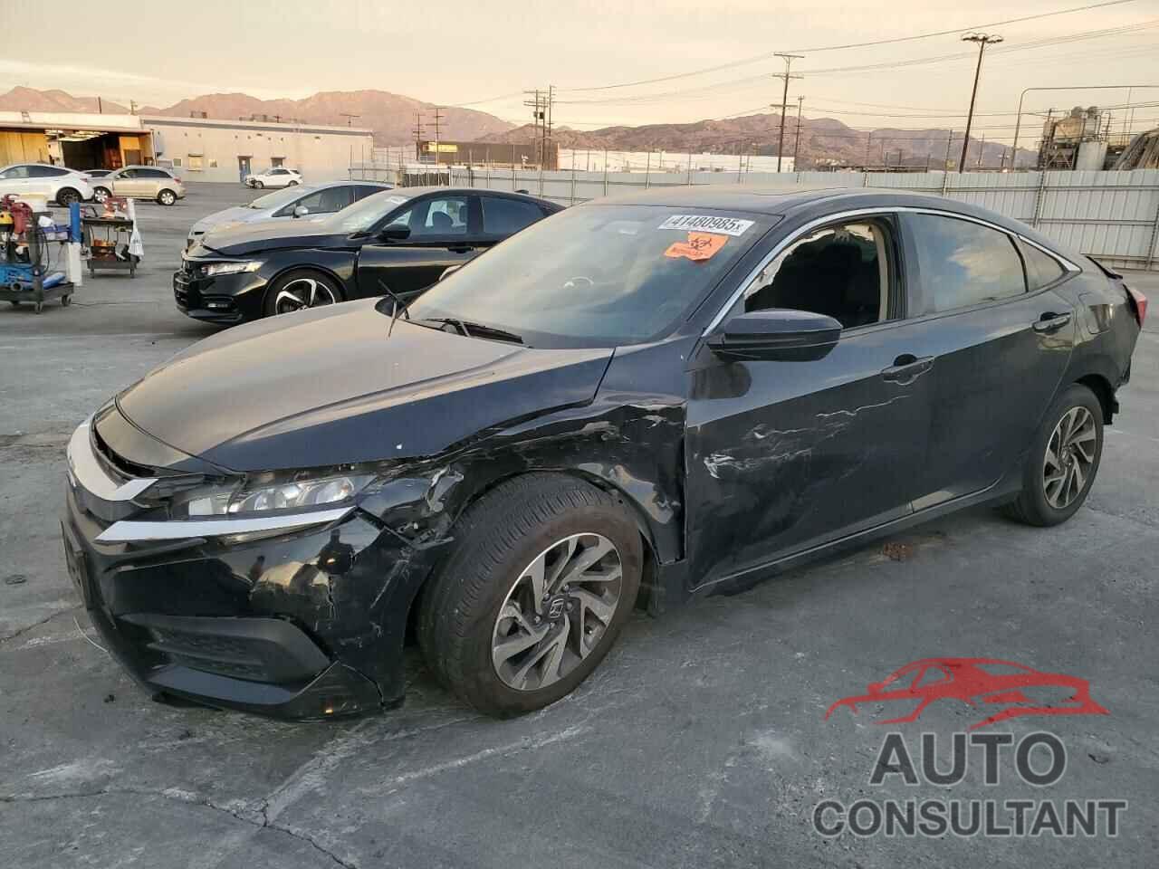 HONDA CIVIC 2017 - 2HGFC2F75HH563488