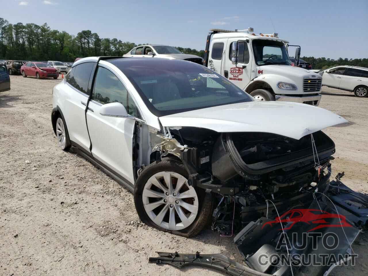 TESLA MODEL X 2020 - 5YJXCAE29LF233449