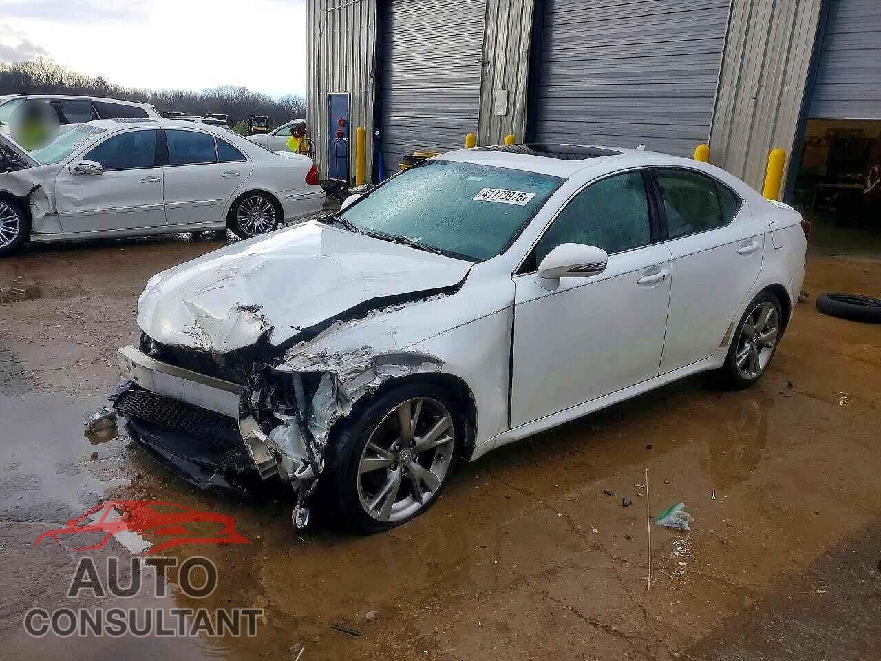 LEXUS IS 2010 - JTHBF5C23A5129032