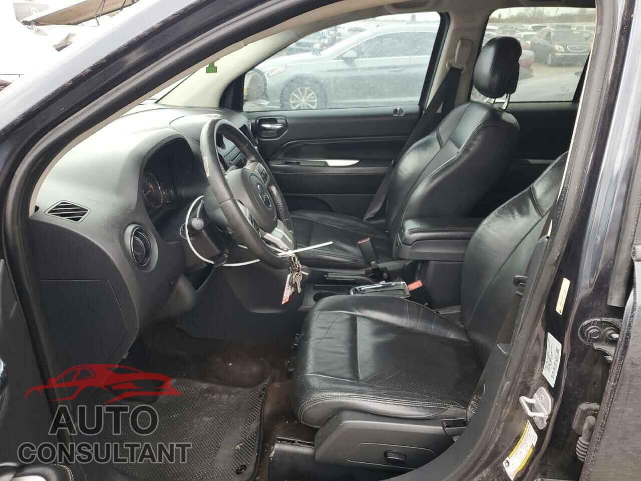 JEEP COMPASS 2015 - 1C4NJCEA8FD328497