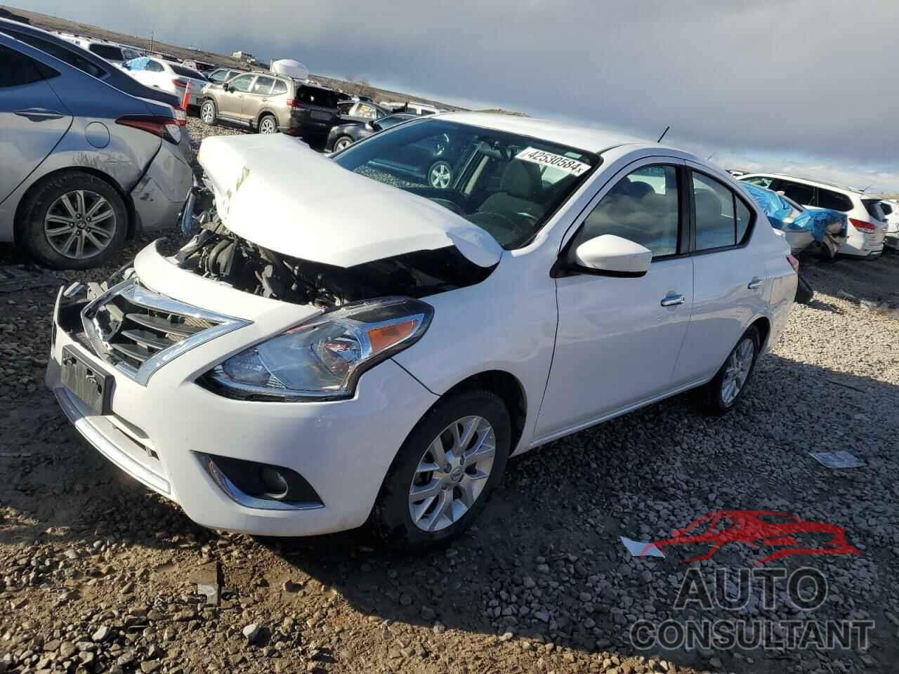 NISSAN VERSA 2018 - 3N1CN7AP0JL870082