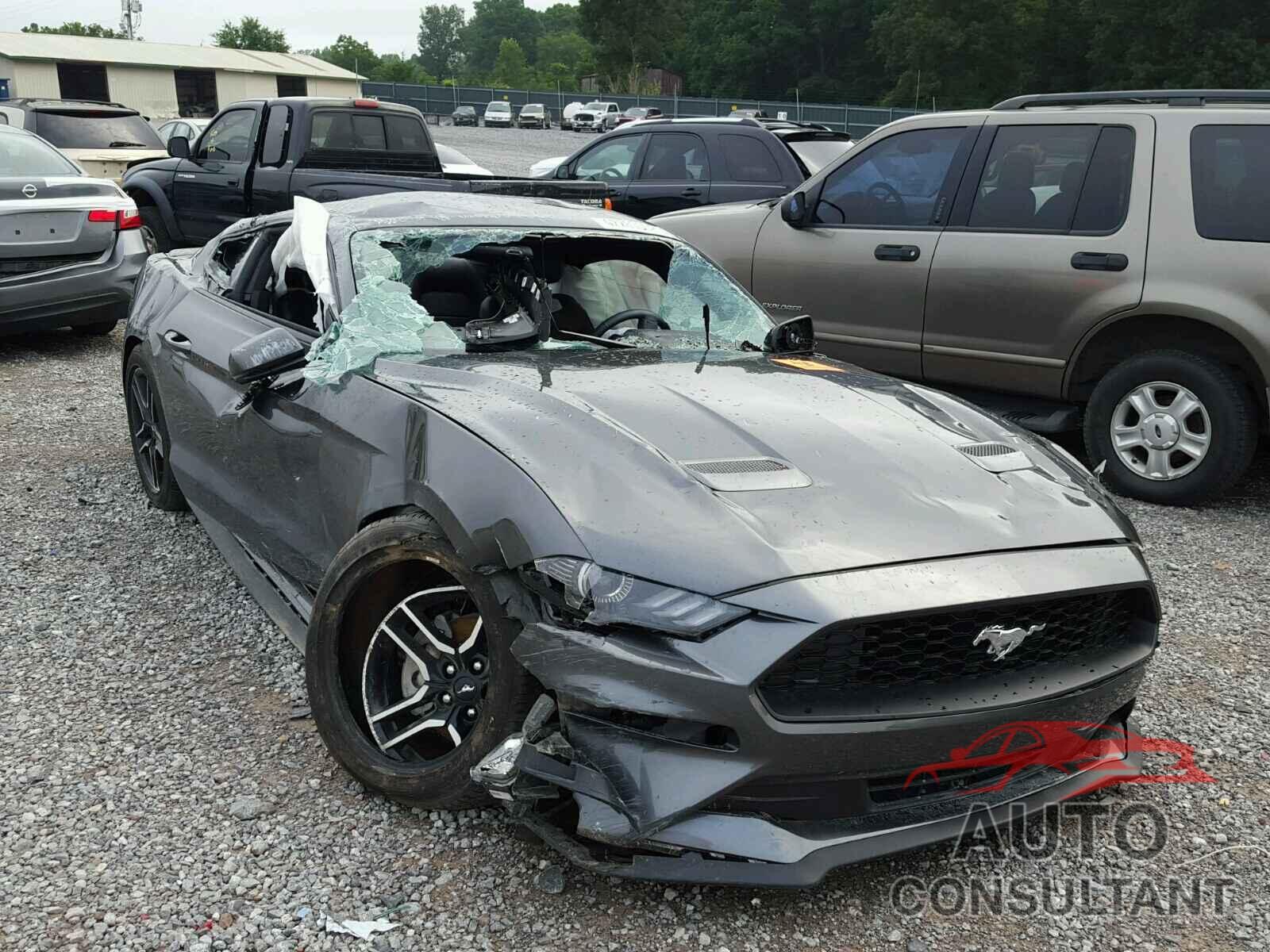 FORD MUSTANG 2018 - 1FA6P8TH5J5135135