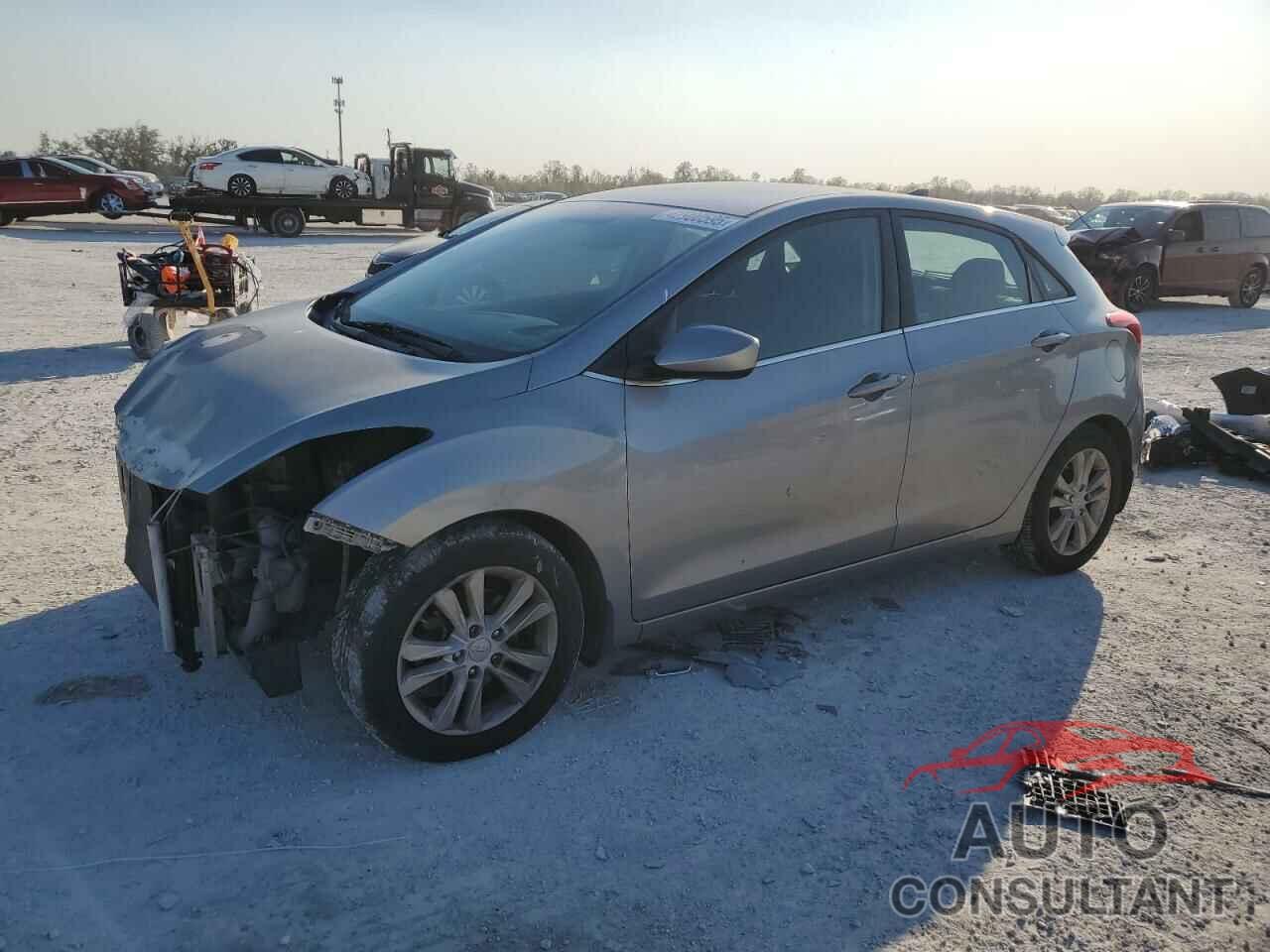 HYUNDAI ELANTRA 2013 - KMHD35LE4DU062055