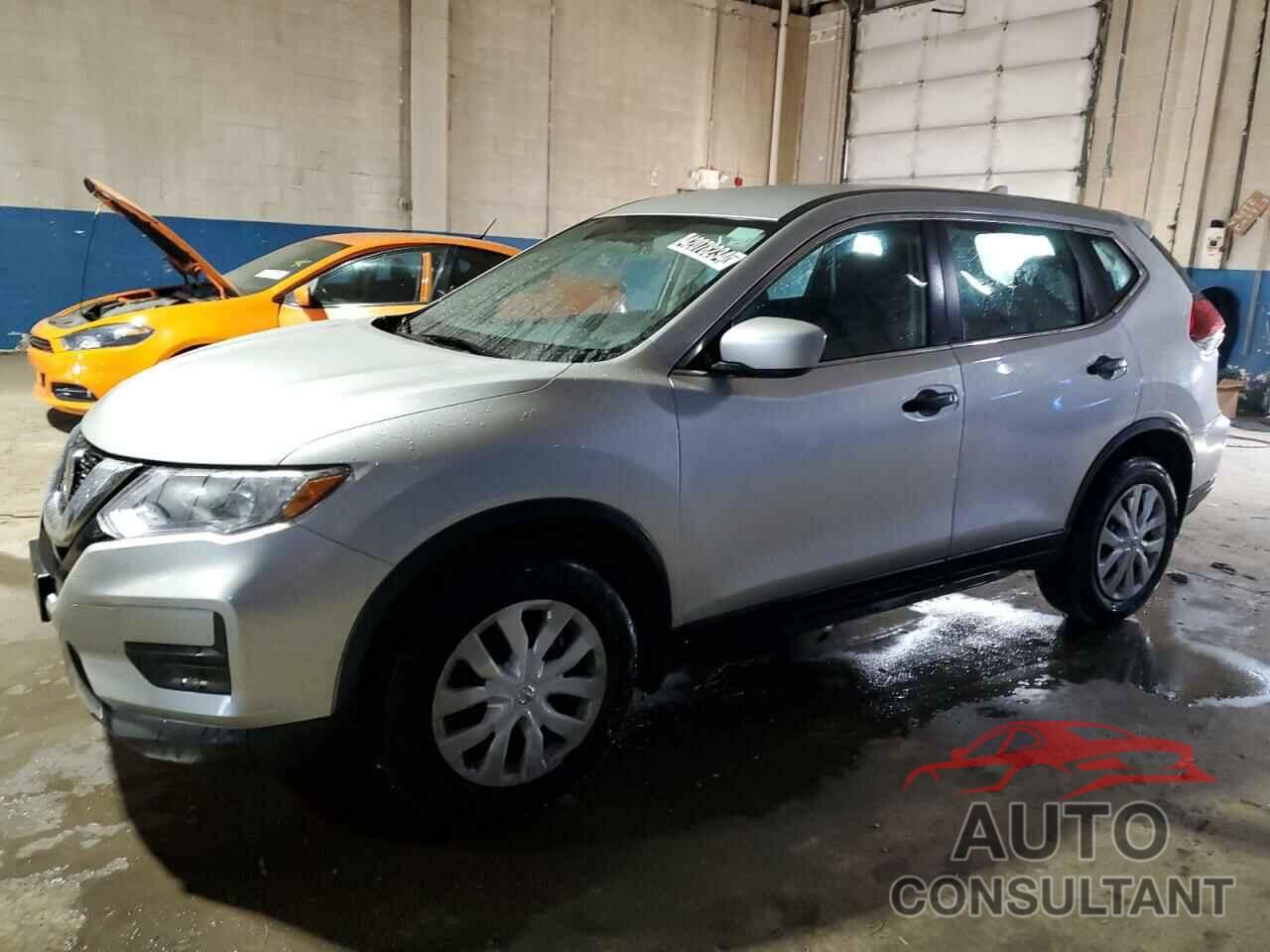 NISSAN ROGUE 2018 - 5N1AT2MV1JC789719