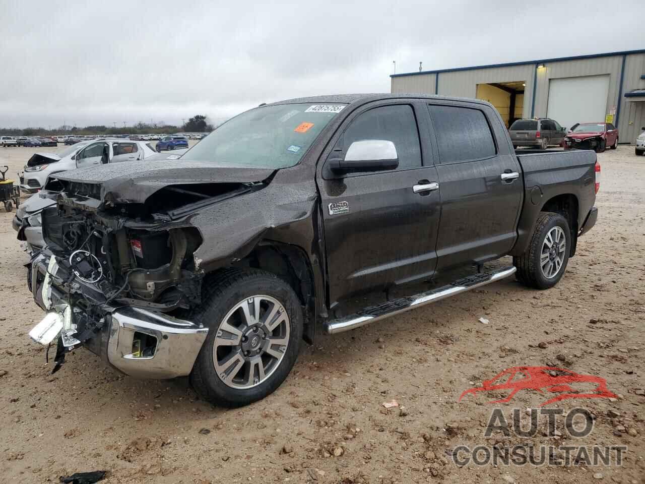 TOYOTA TUNDRA 2018 - 5TFAW5F16JX767392
