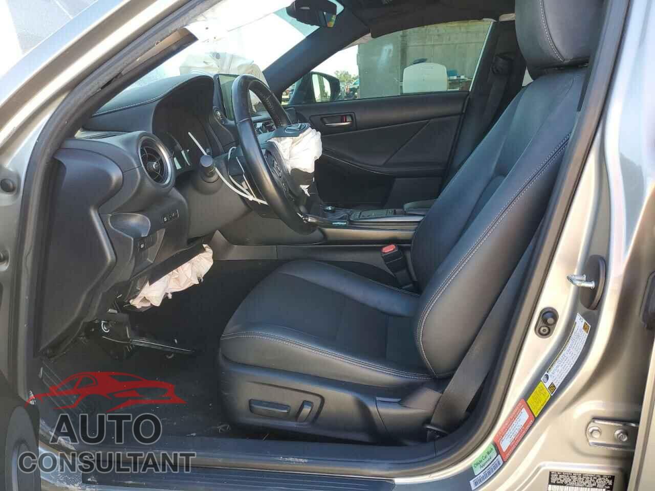 LEXUS IS 2021 - JTHCA1D20M5113529