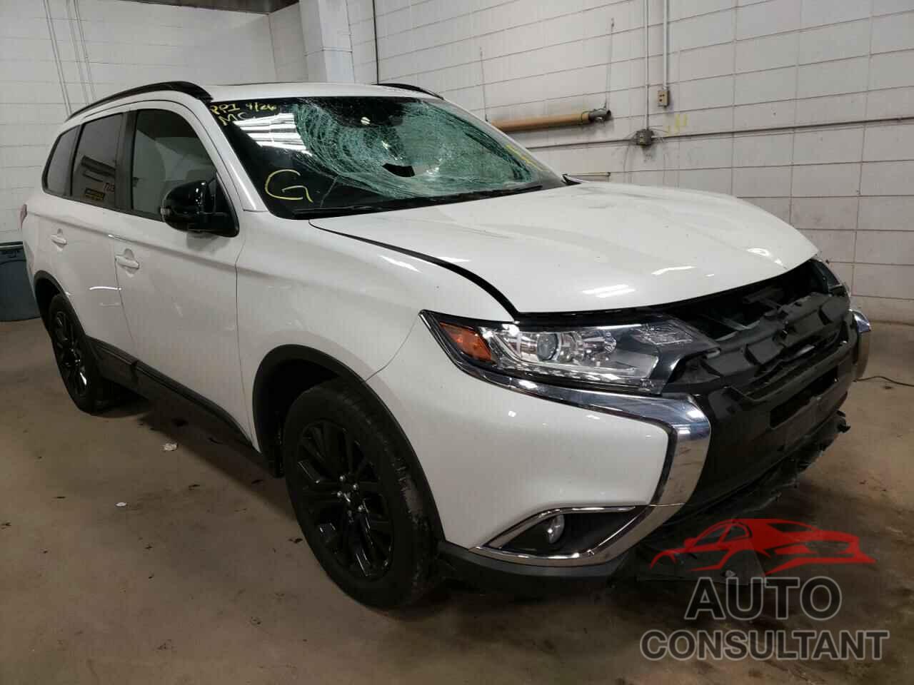 MITSUBISHI OUTLANDER 2018 - JA4AZ3A35JZ051523