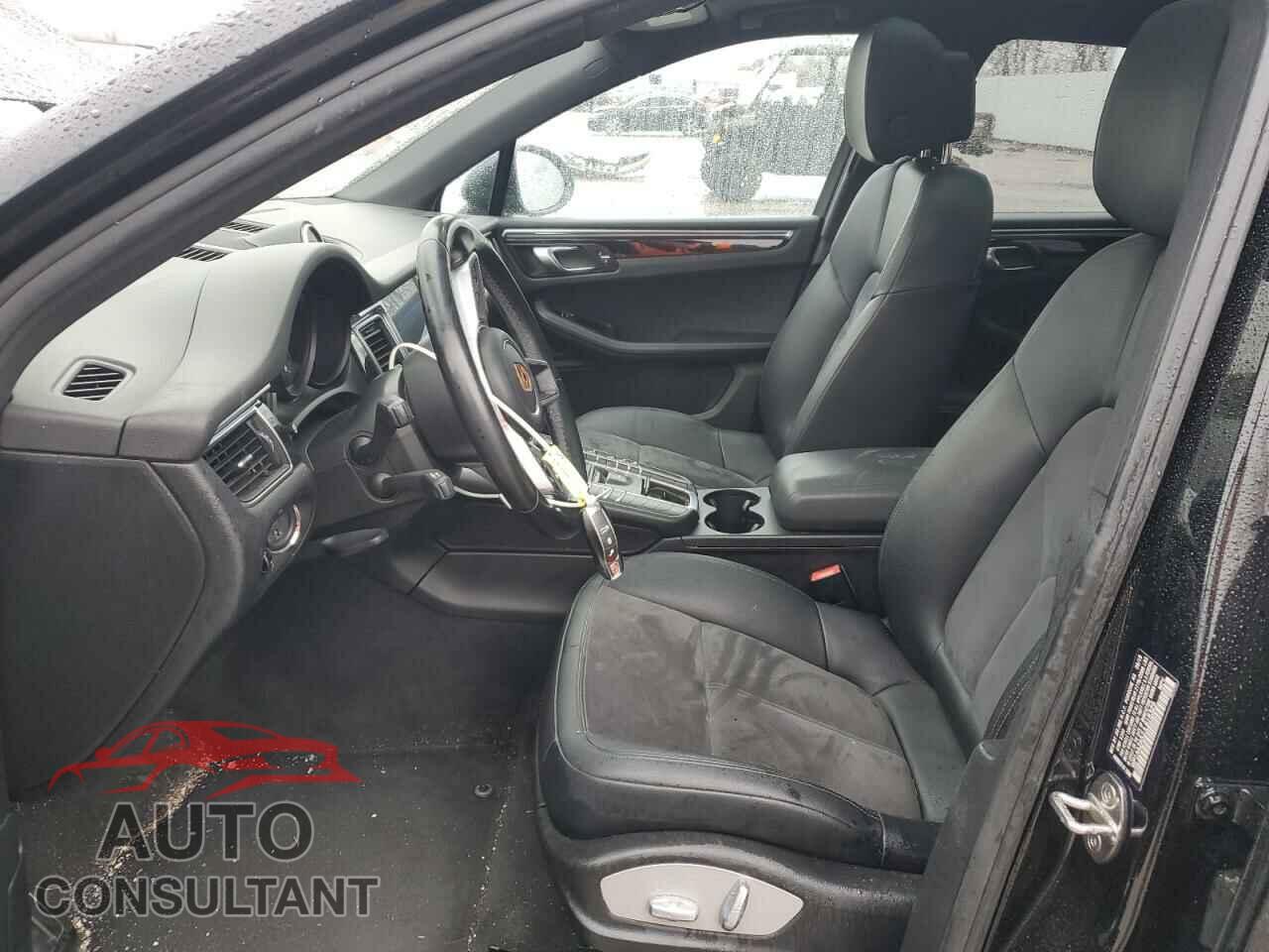 PORSCHE MACAN 2018 - WP1AA2A52JLB18329