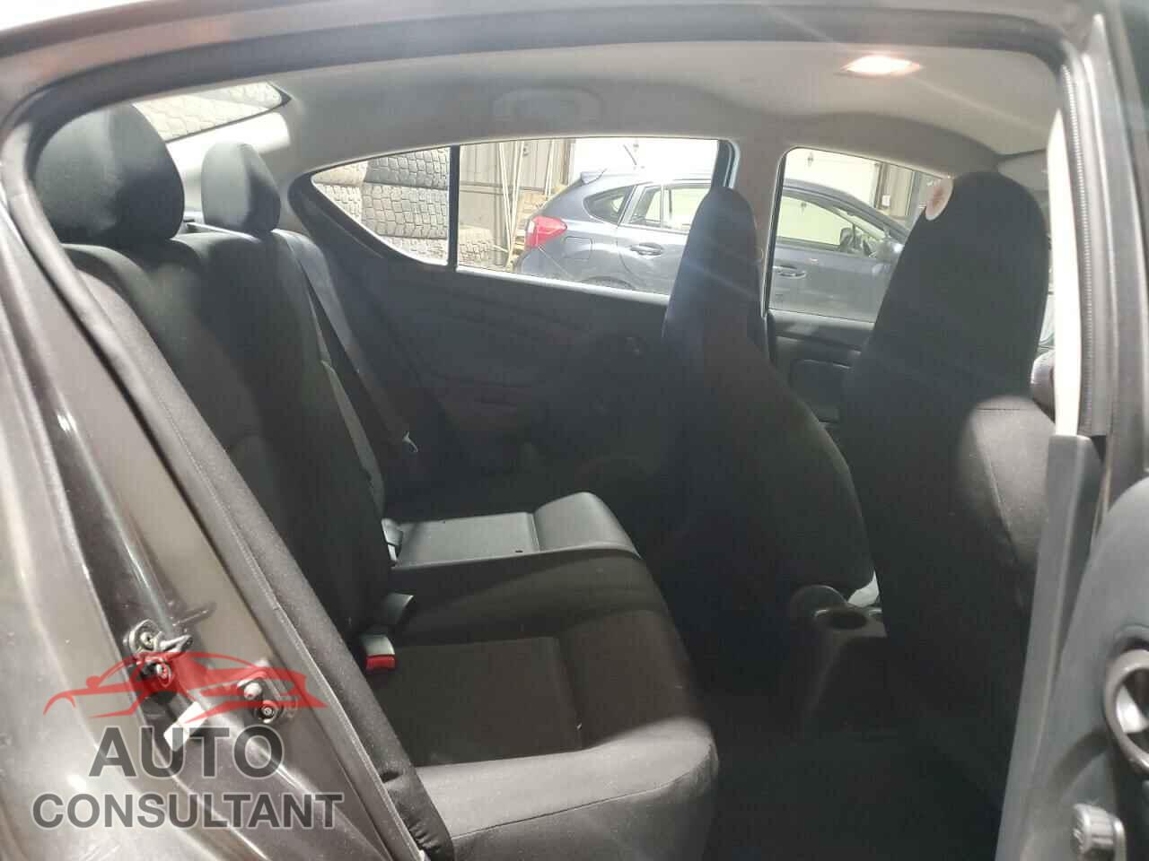 NISSAN VERSA 2016 - 3N1CN7AP7GL883419
