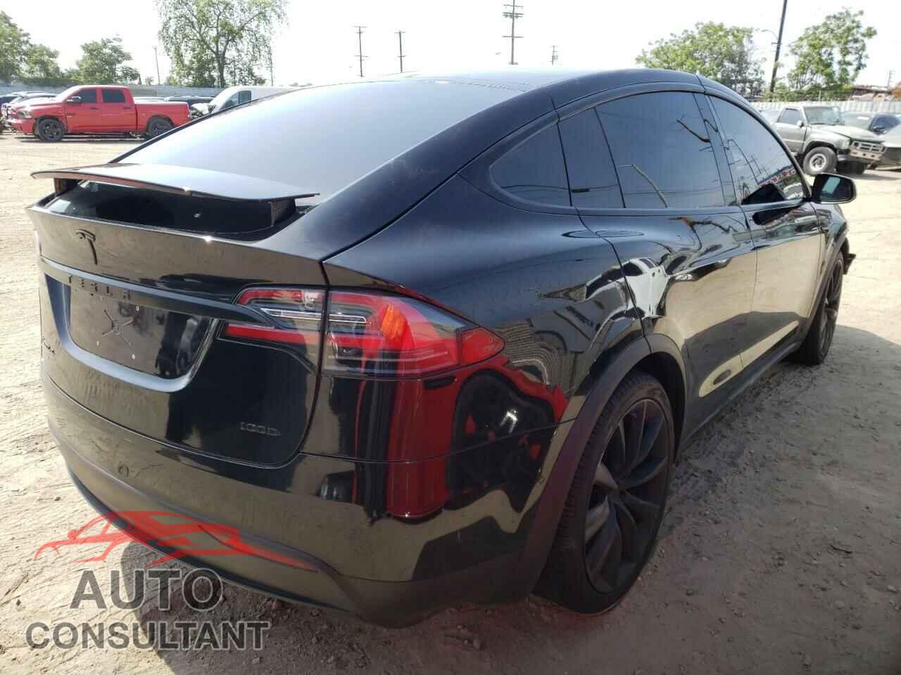 TESLA MODEL X 2017 - 5YJXCBE28HF044143