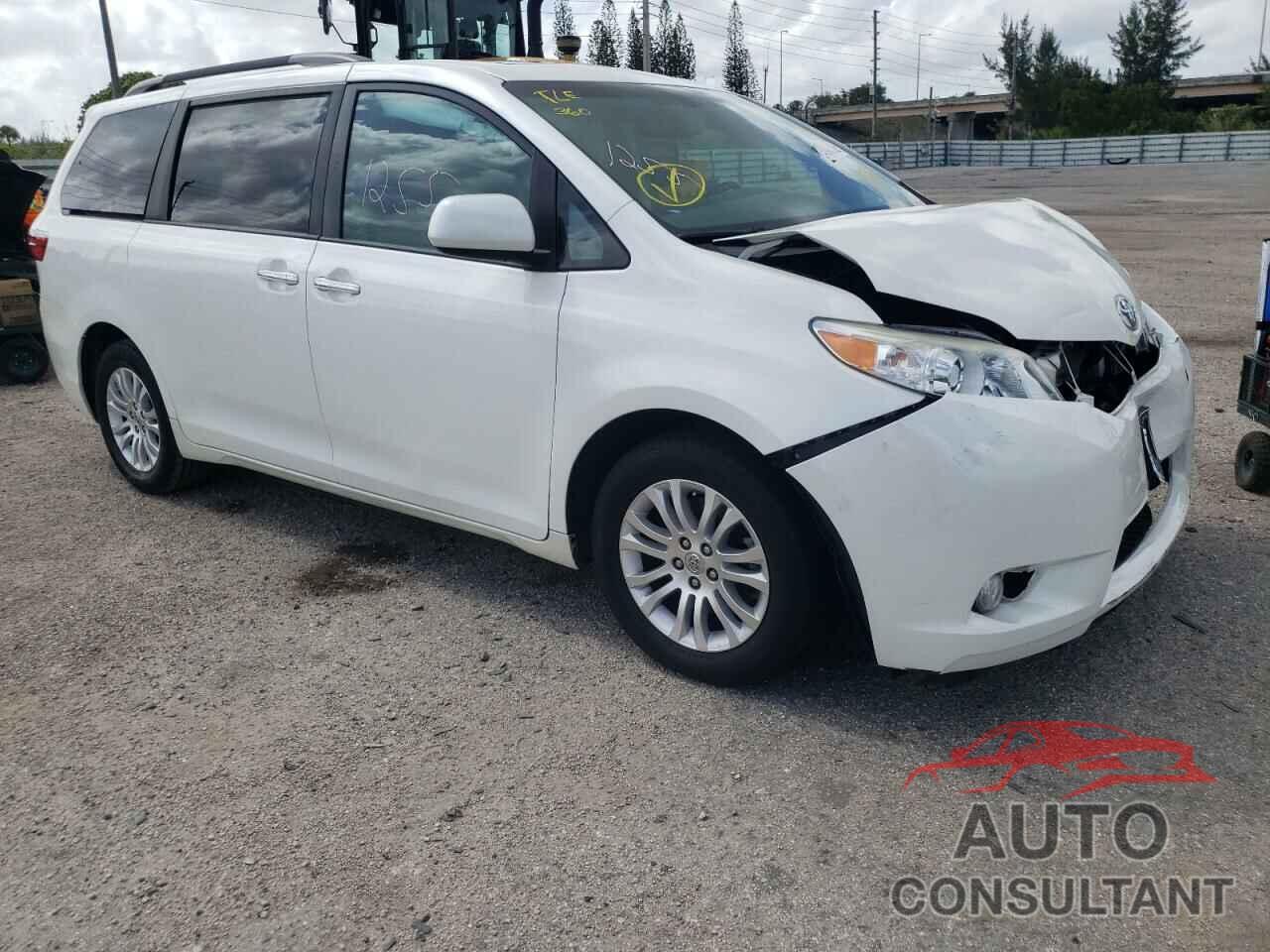 TOYOTA SIENNA 2017 - 5TDYZ3DC9HS840785