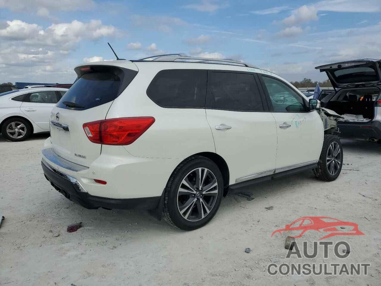 NISSAN PATHFINDER 2017 - 5N1DR2MN4HC906831