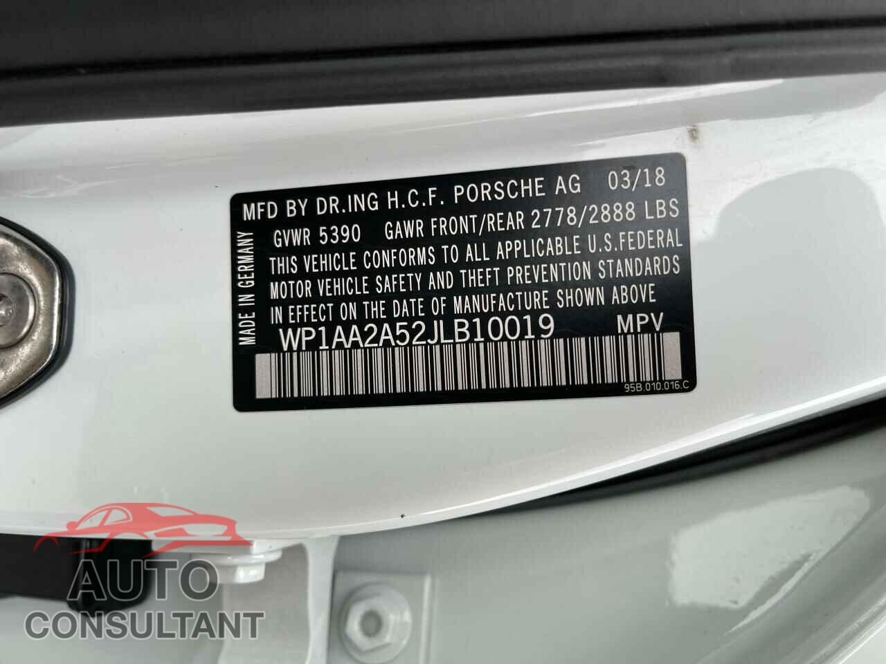 PORSCHE MACAN 2018 - WP1AA2A52JLB10019