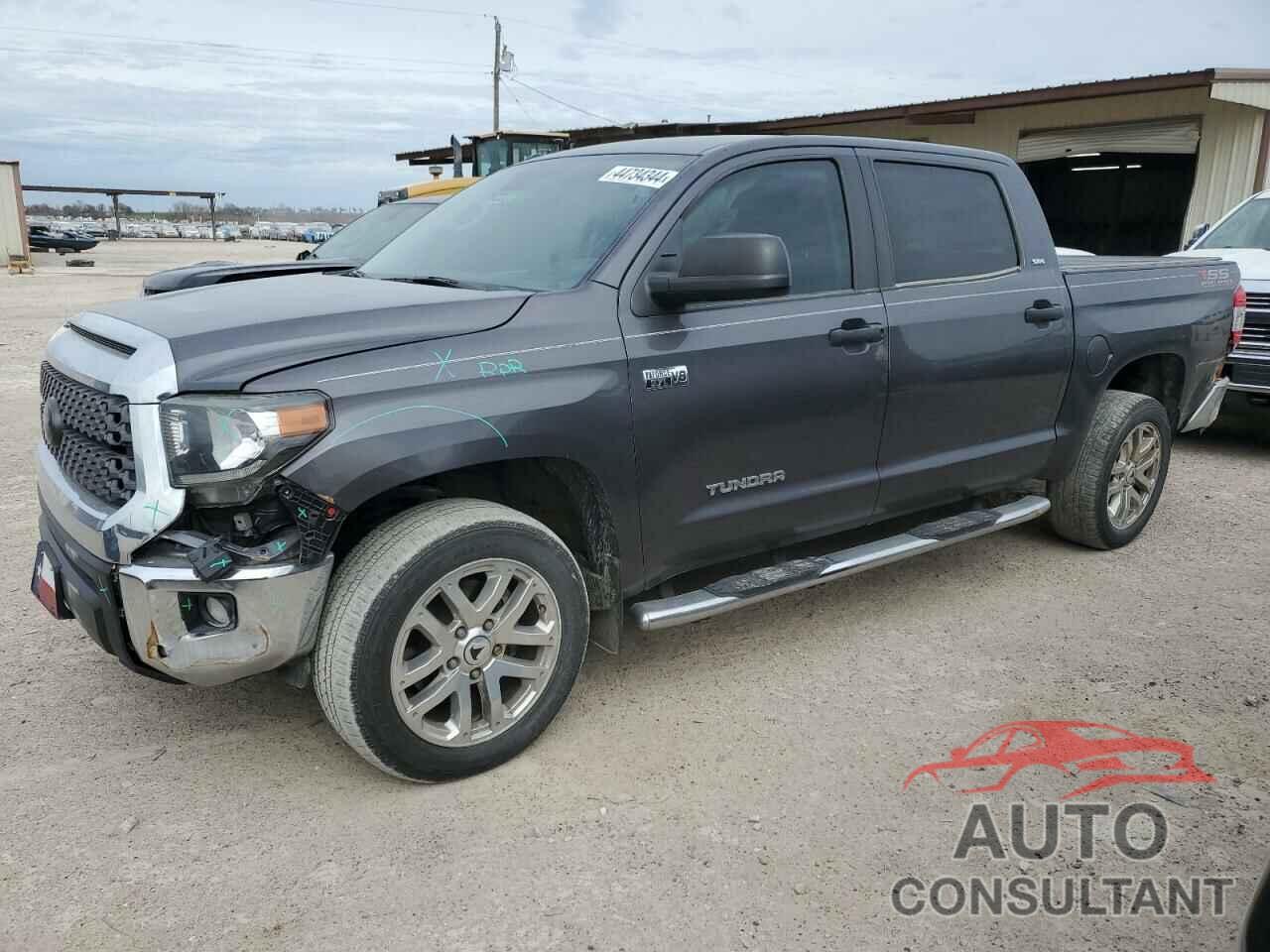 TOYOTA TUNDRA 2018 - 5TFDW5F16JX762576