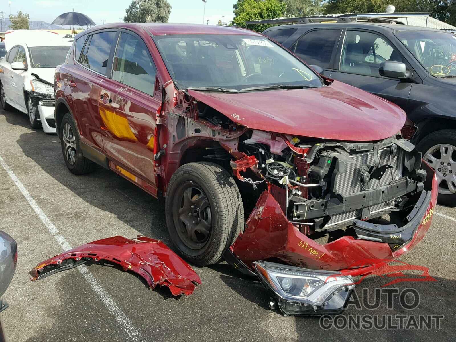 TOYOTA RAV4 LE 2018 - JTMZFREV6JD118806