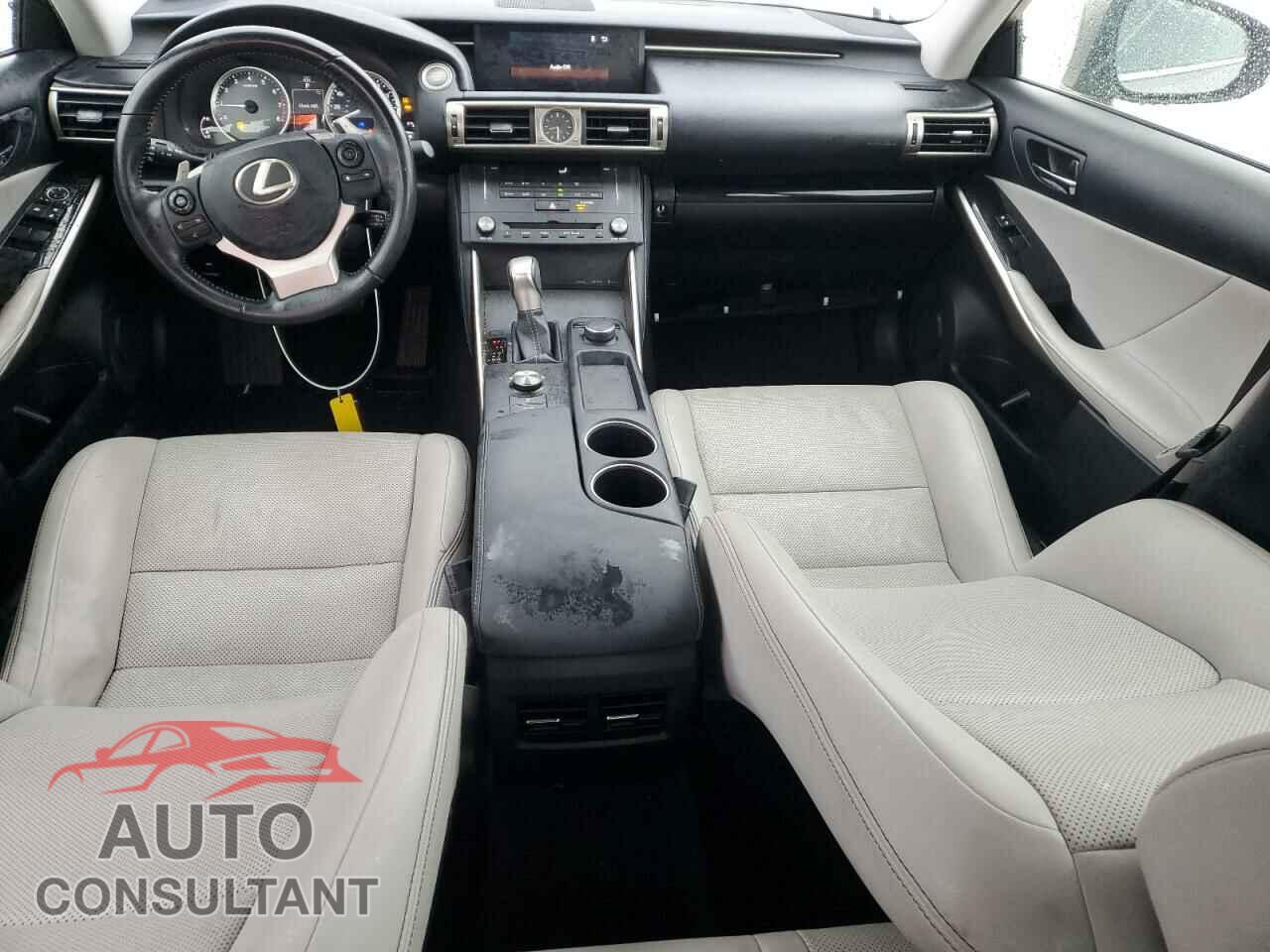 LEXUS IS 2015 - JTHBF1D23F5080221