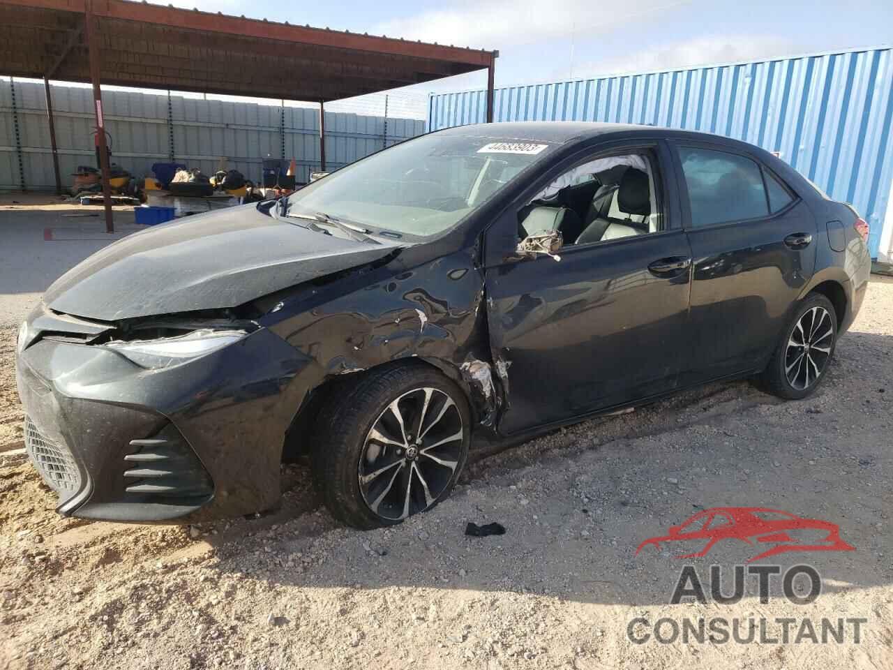 TOYOTA COROLLA 2018 - 5YFBURHE5JP855317
